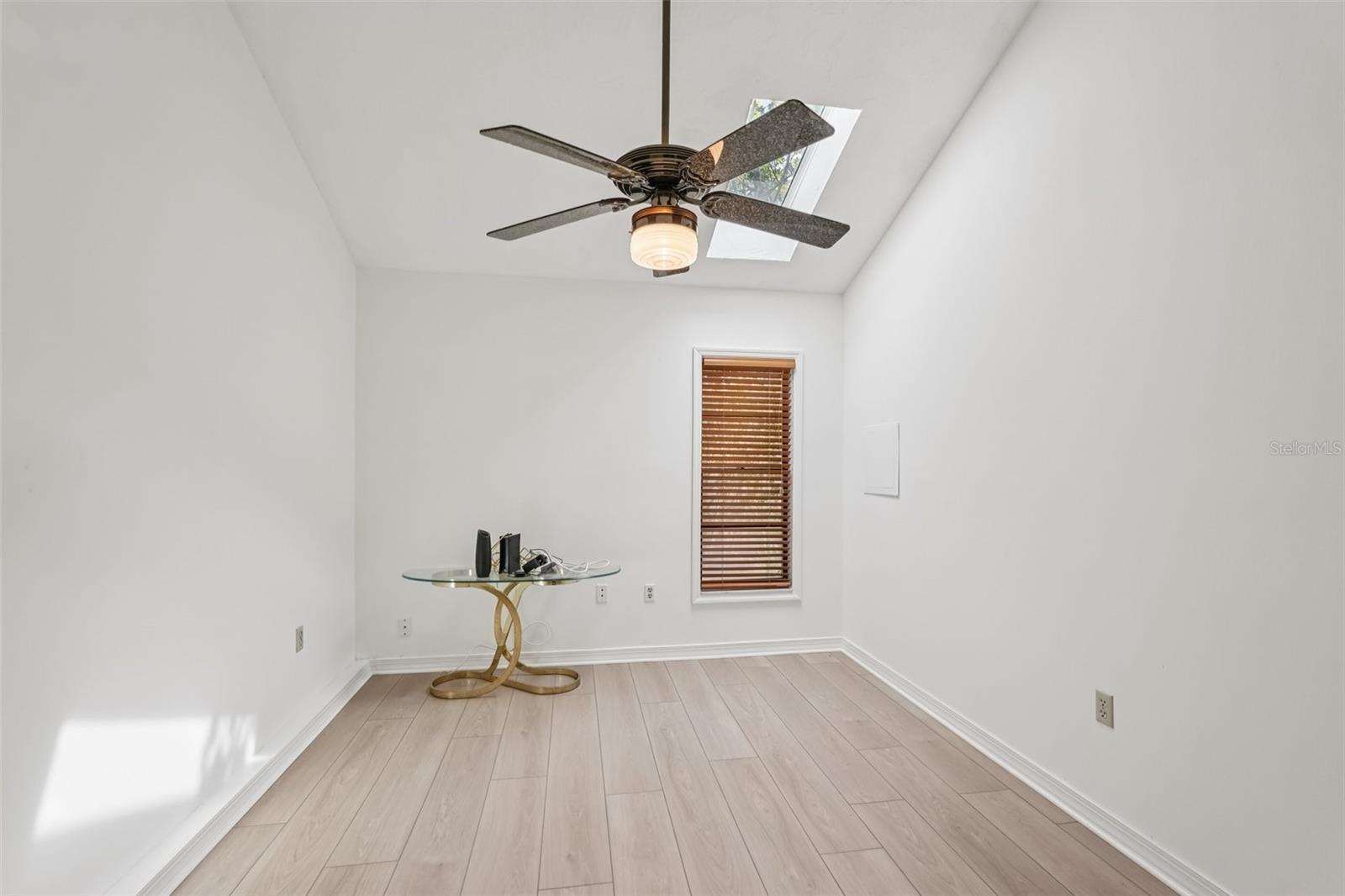 RIVER HARBOR WEST - Residential