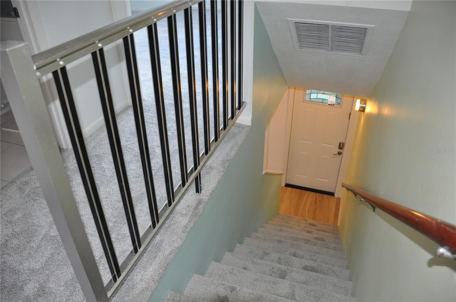 CHARLOTTE BAY VILLAS BLDG 02 - Residential