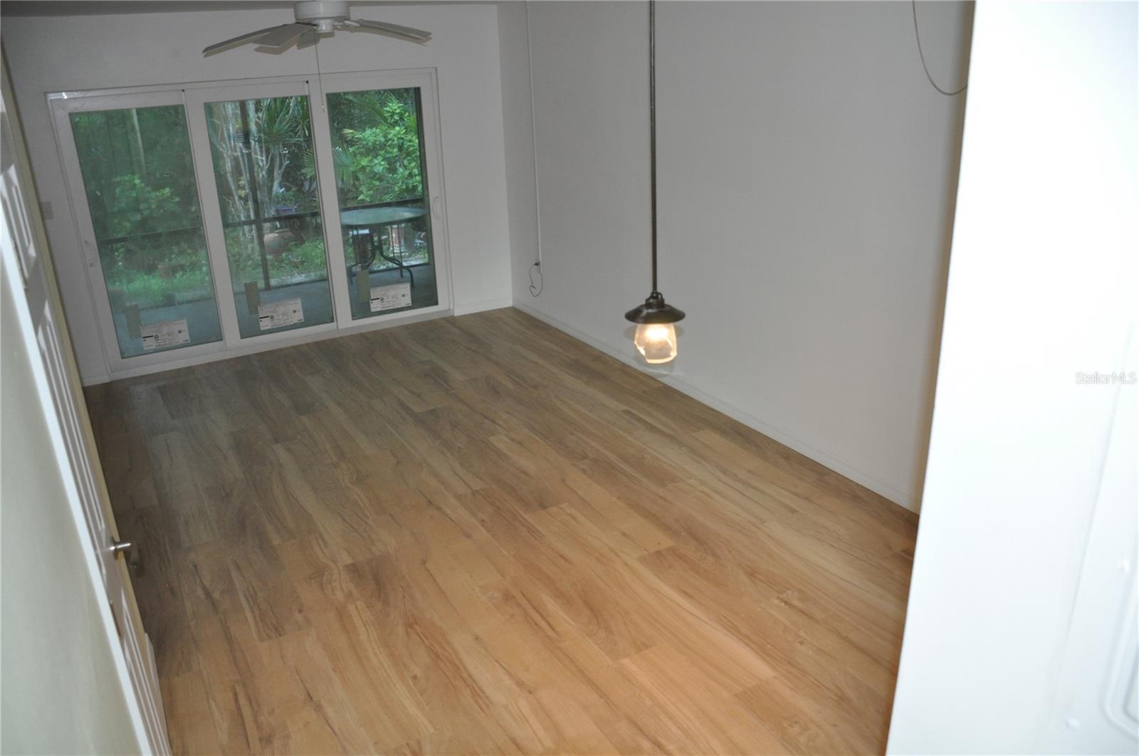 CHARLOTTE BAY VILLAS BLDG 02 - Residential