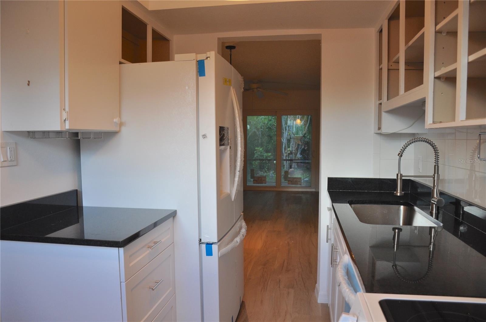 CHARLOTTE BAY VILLAS BLDG 02 - Residential