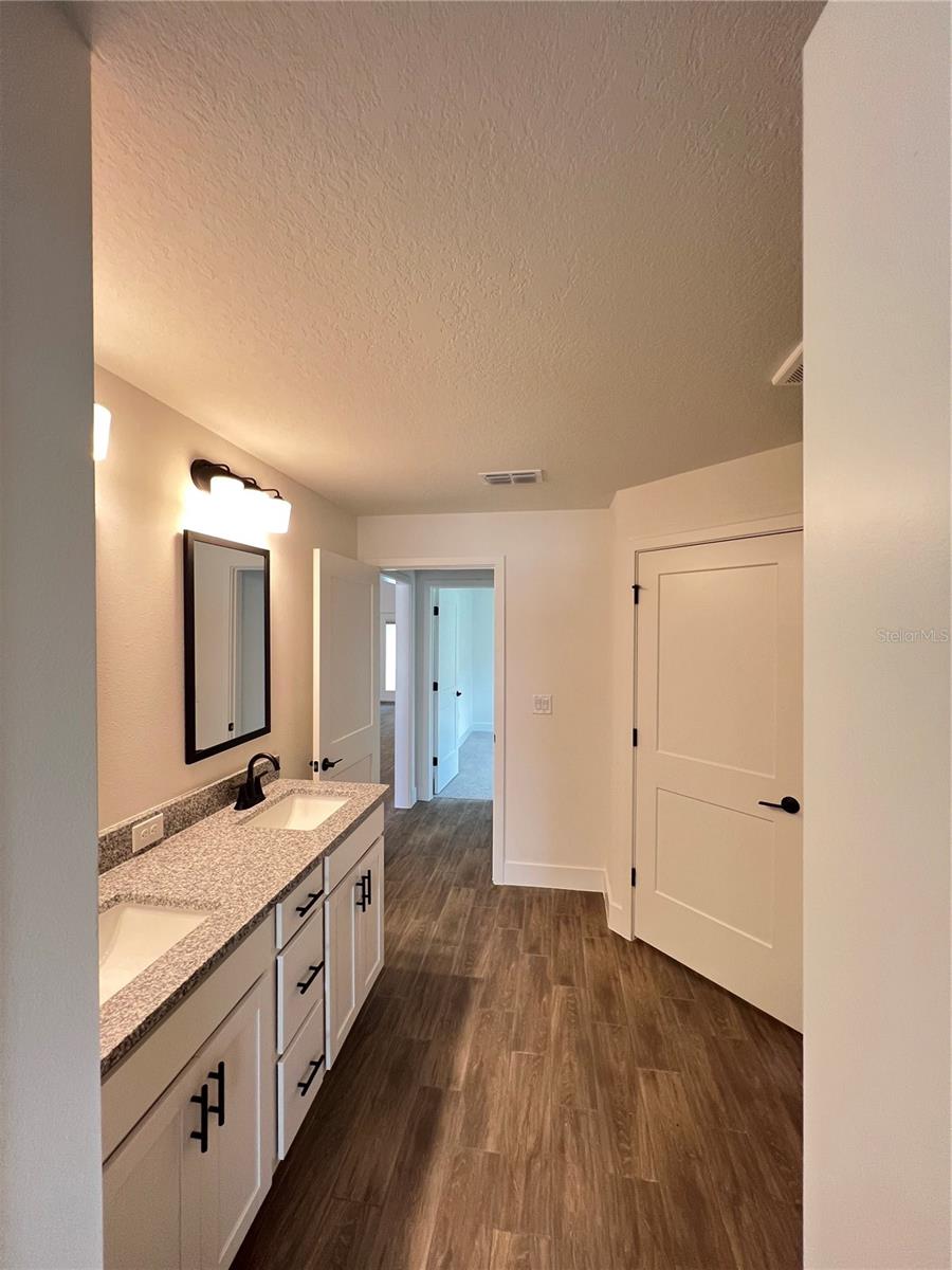 ABBEY GLEN PHASE TWO - Residential