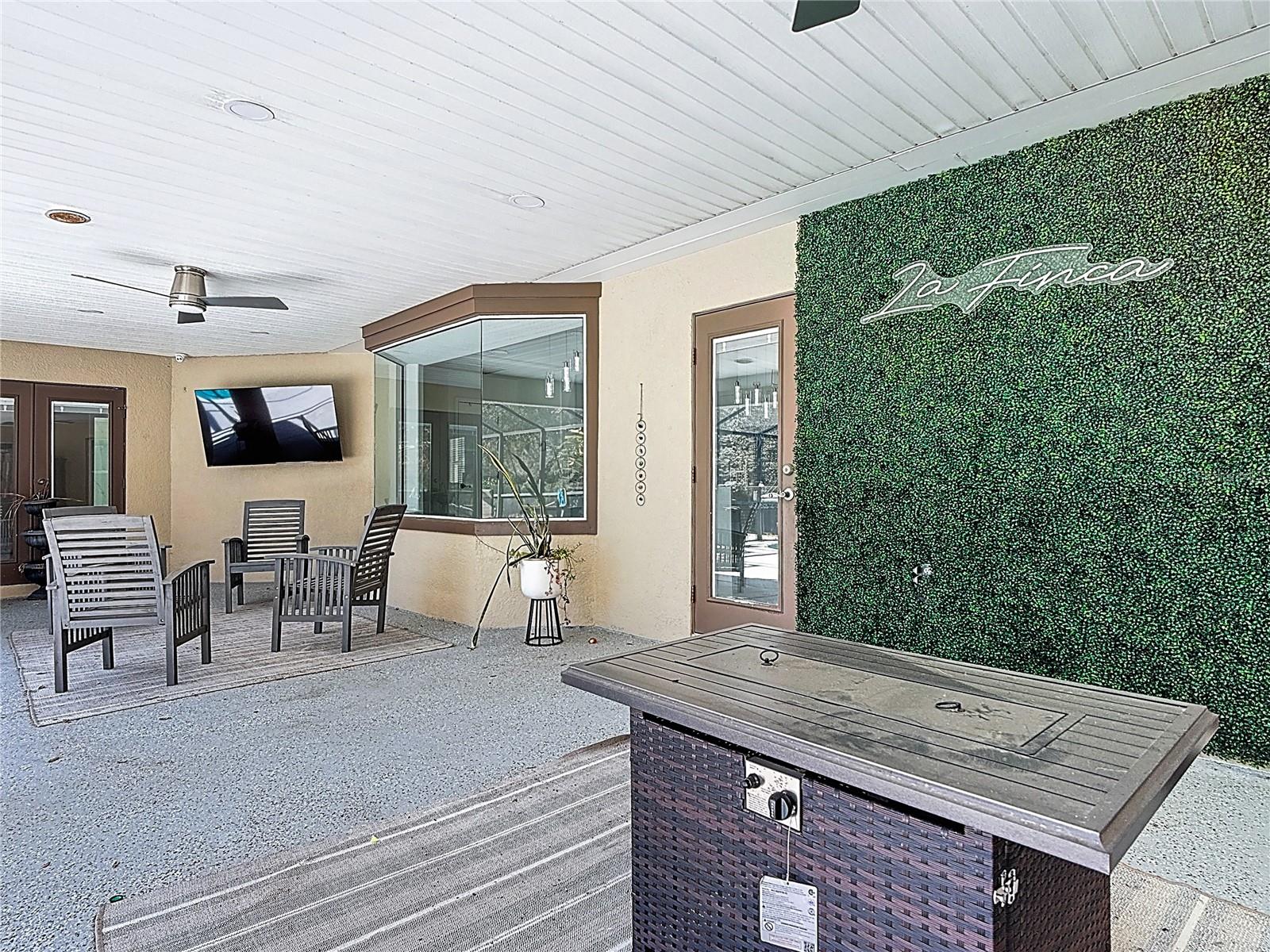 BAY LAKE RANCH UNIT 1 - Residential