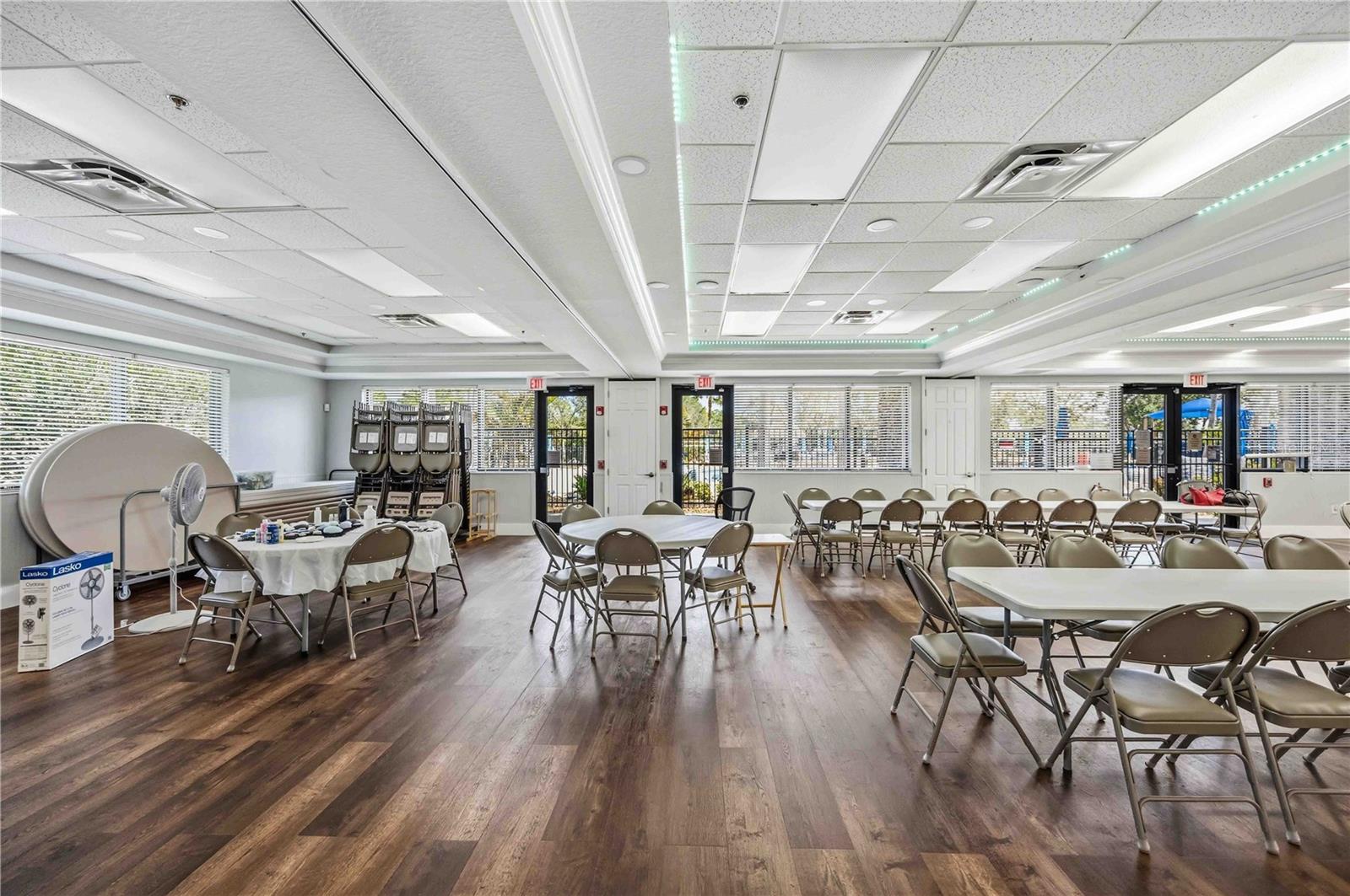 STONEYBROOK AT VENICE - Residential