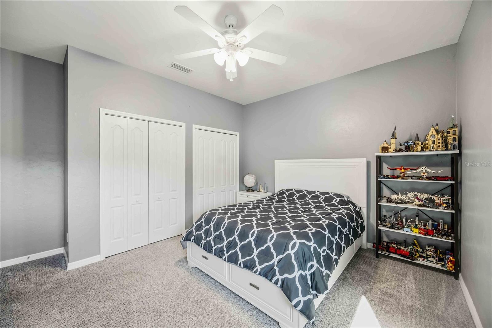 STONEYBROOK AT VENICE - Residential