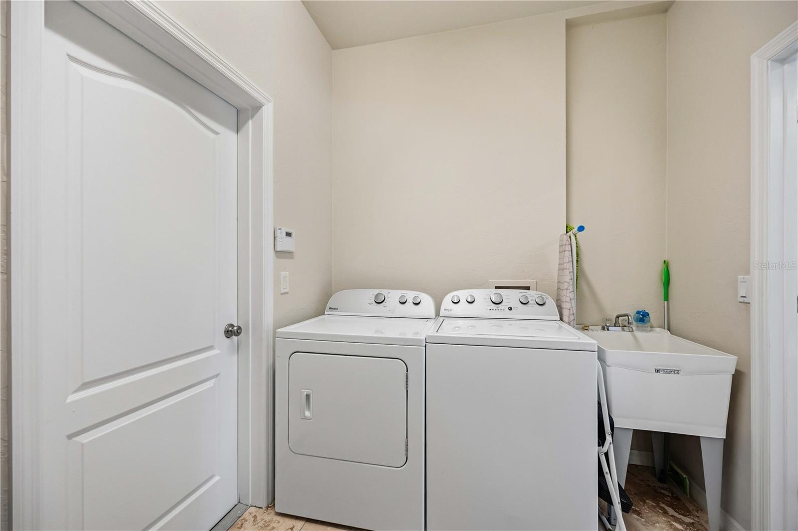 STONEYBROOK AT VENICE - Residential