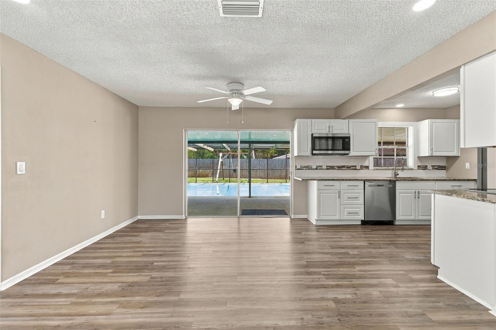 9526 BAYSIDE COURT