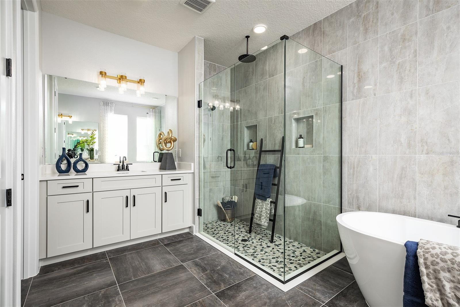 EMERSON POINTE - Residential