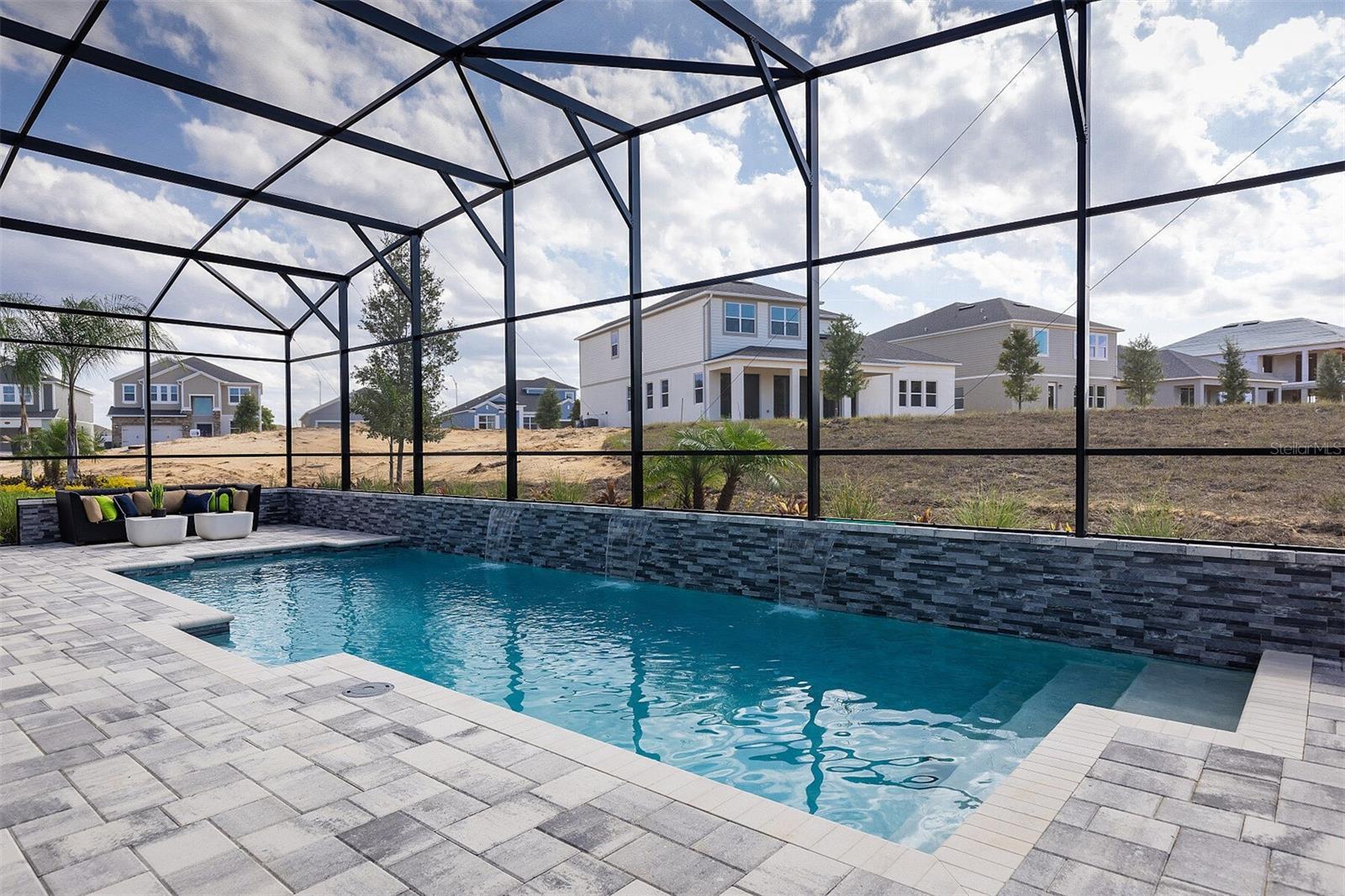 EMERSON POINTE - Residential