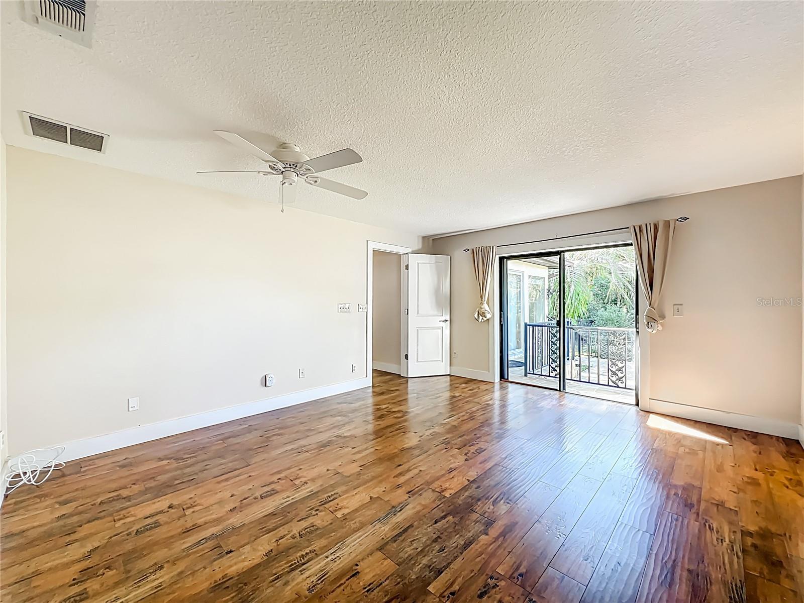 BRANTLEY COVE - Residential