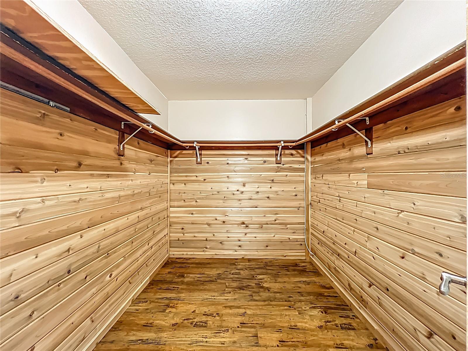 BRANTLEY COVE - Residential