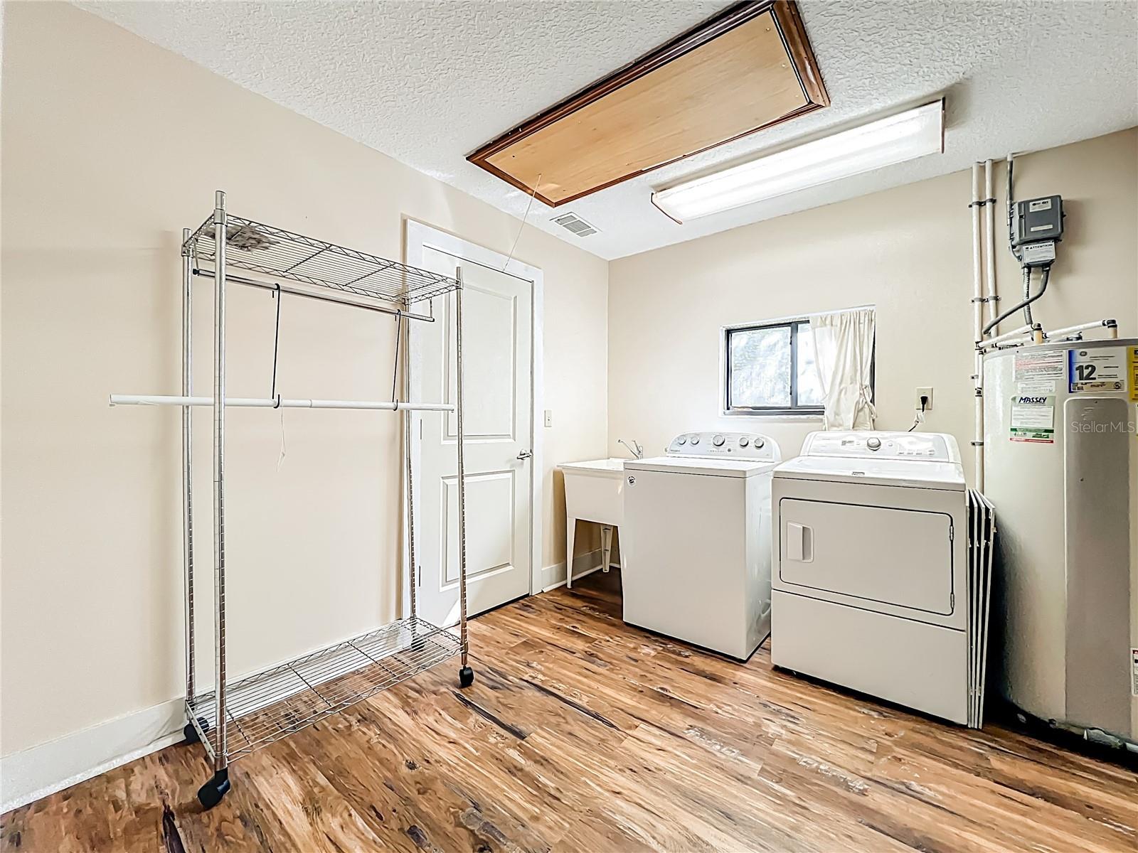 BRANTLEY COVE - Residential