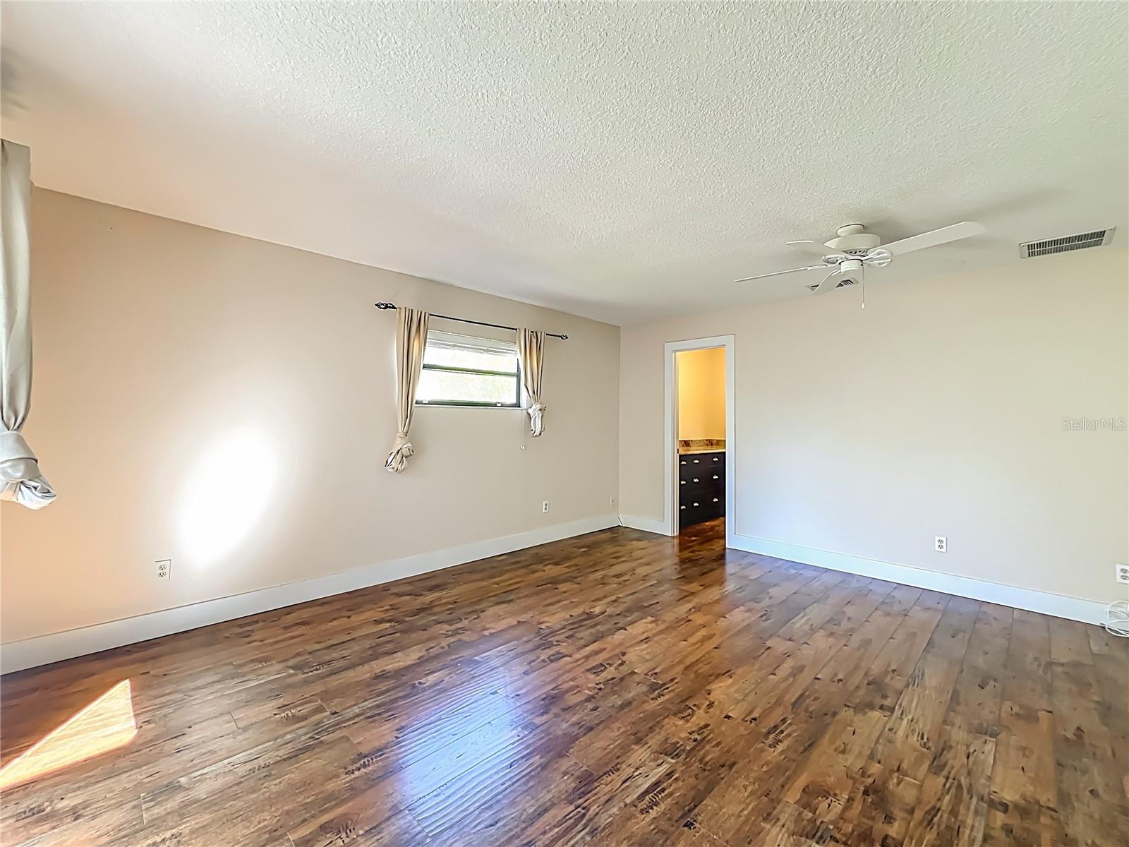 BRANTLEY COVE - Residential