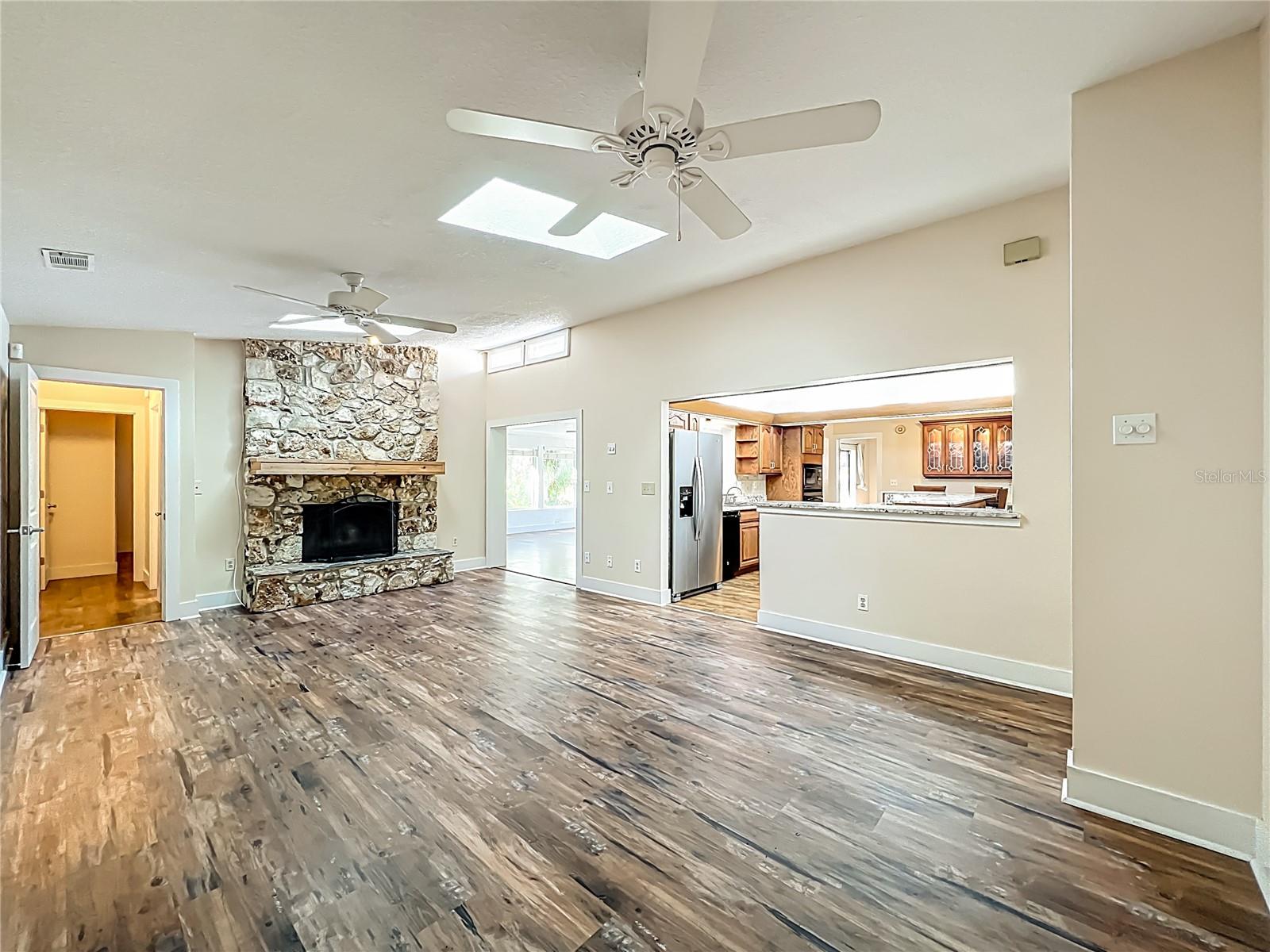 BRANTLEY COVE - Residential