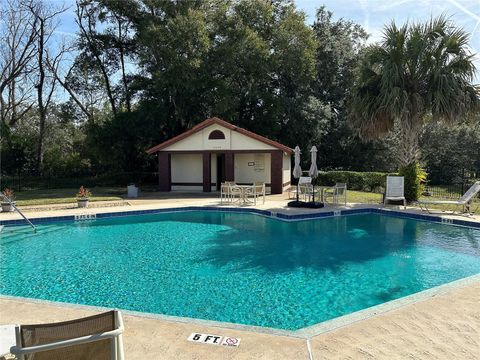 A home in APOPKA