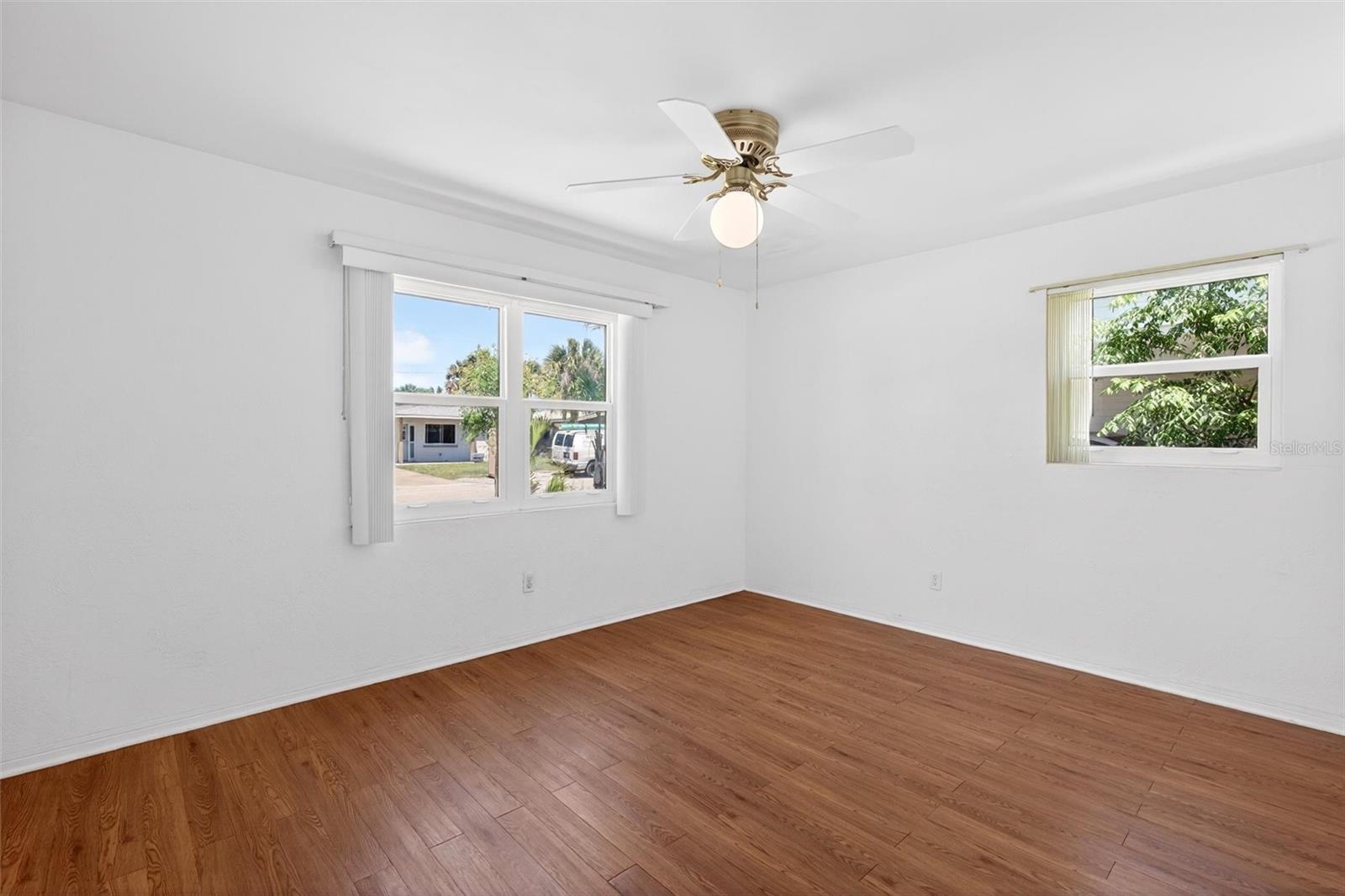 ORMOND OCEAN GARDENS - Residential