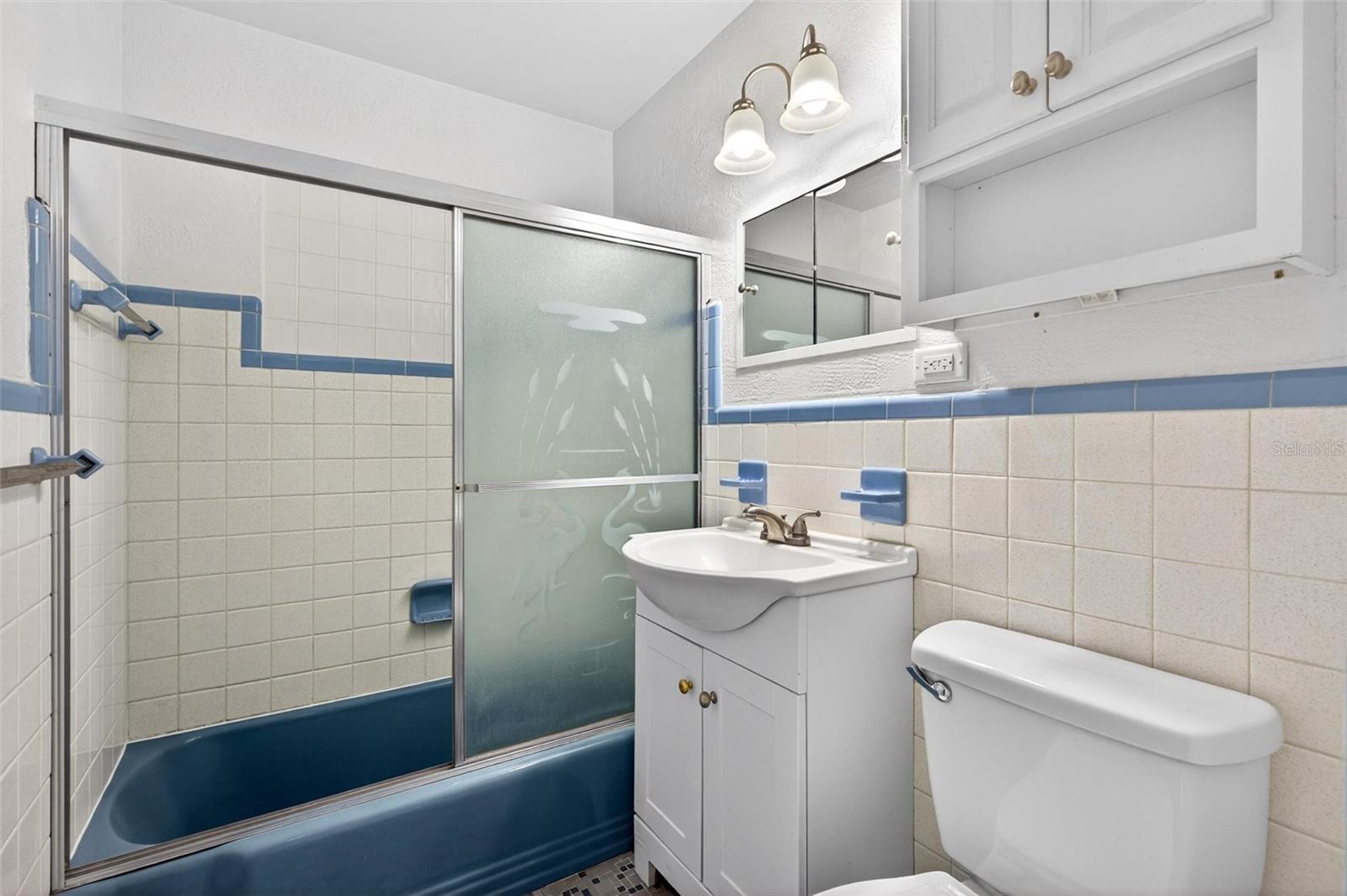 ORMOND OCEAN GARDENS - Residential