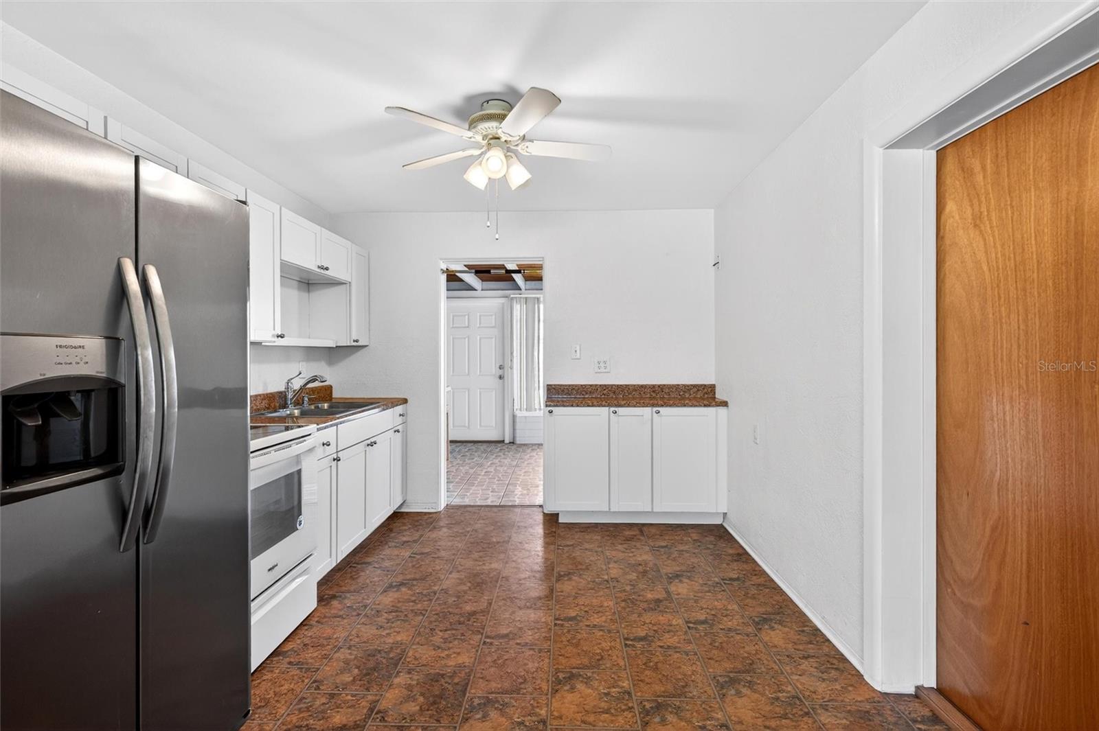 ORMOND OCEAN GARDENS - Residential