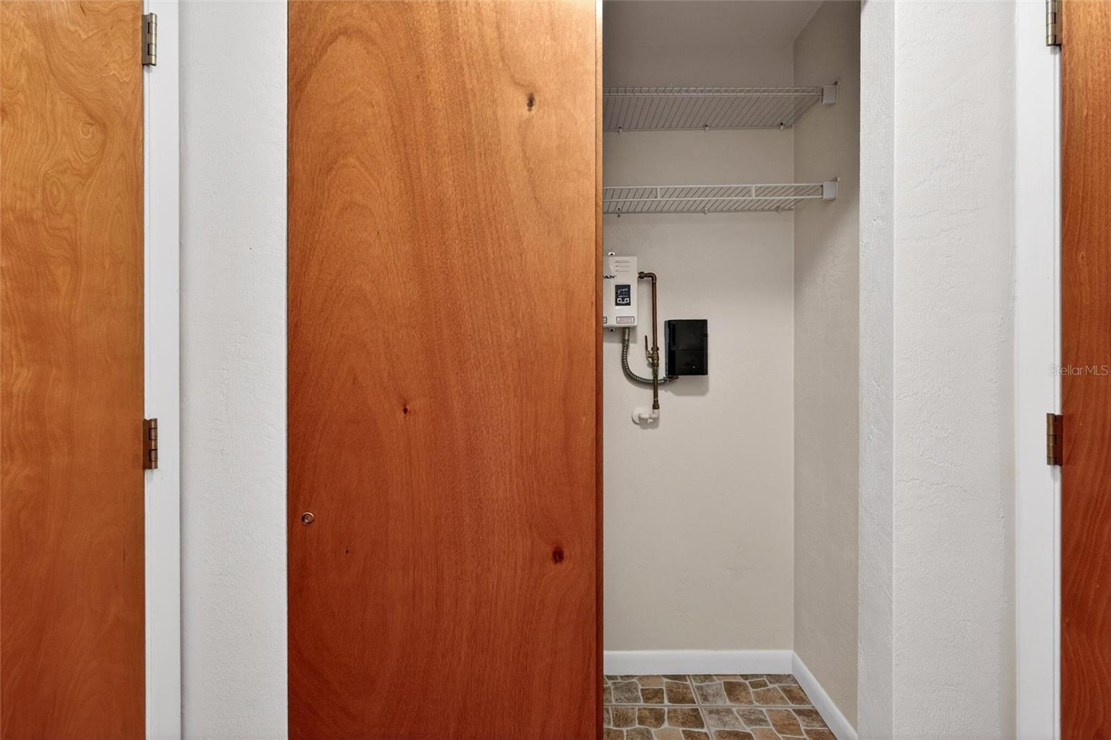 ORMOND OCEAN GARDENS - Residential