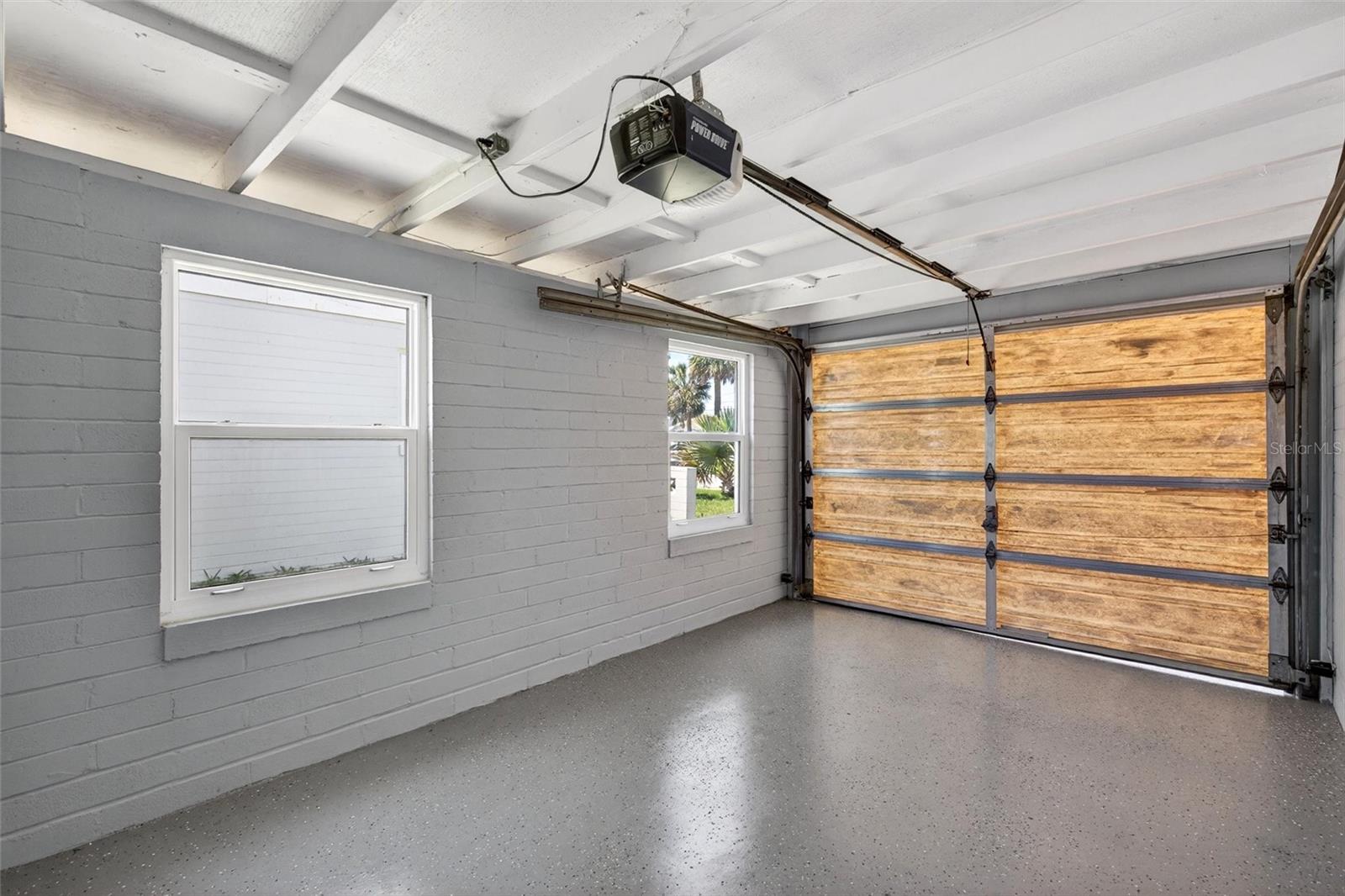 ORMOND OCEAN GARDENS - Residential