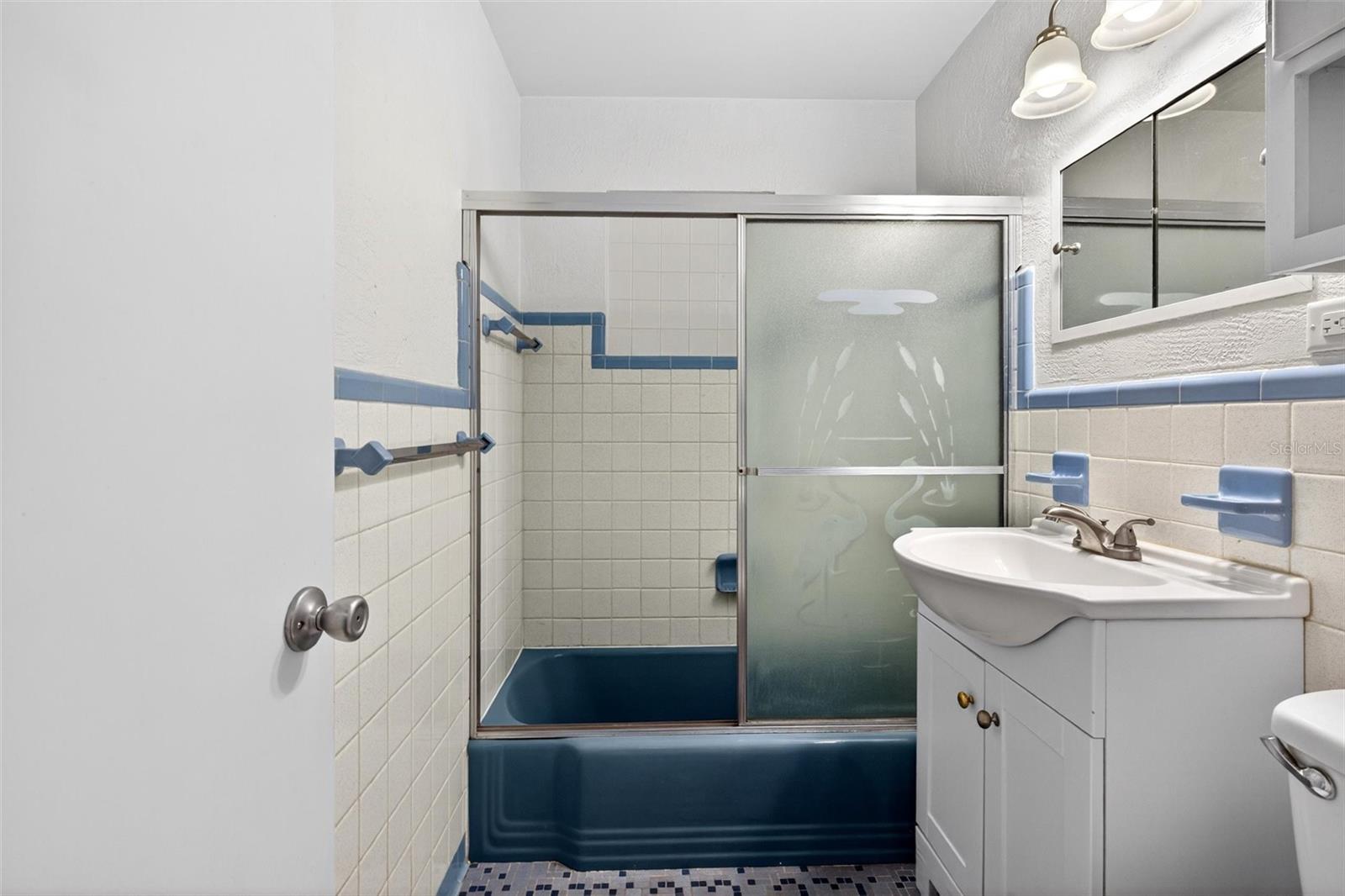 ORMOND OCEAN GARDENS - Residential