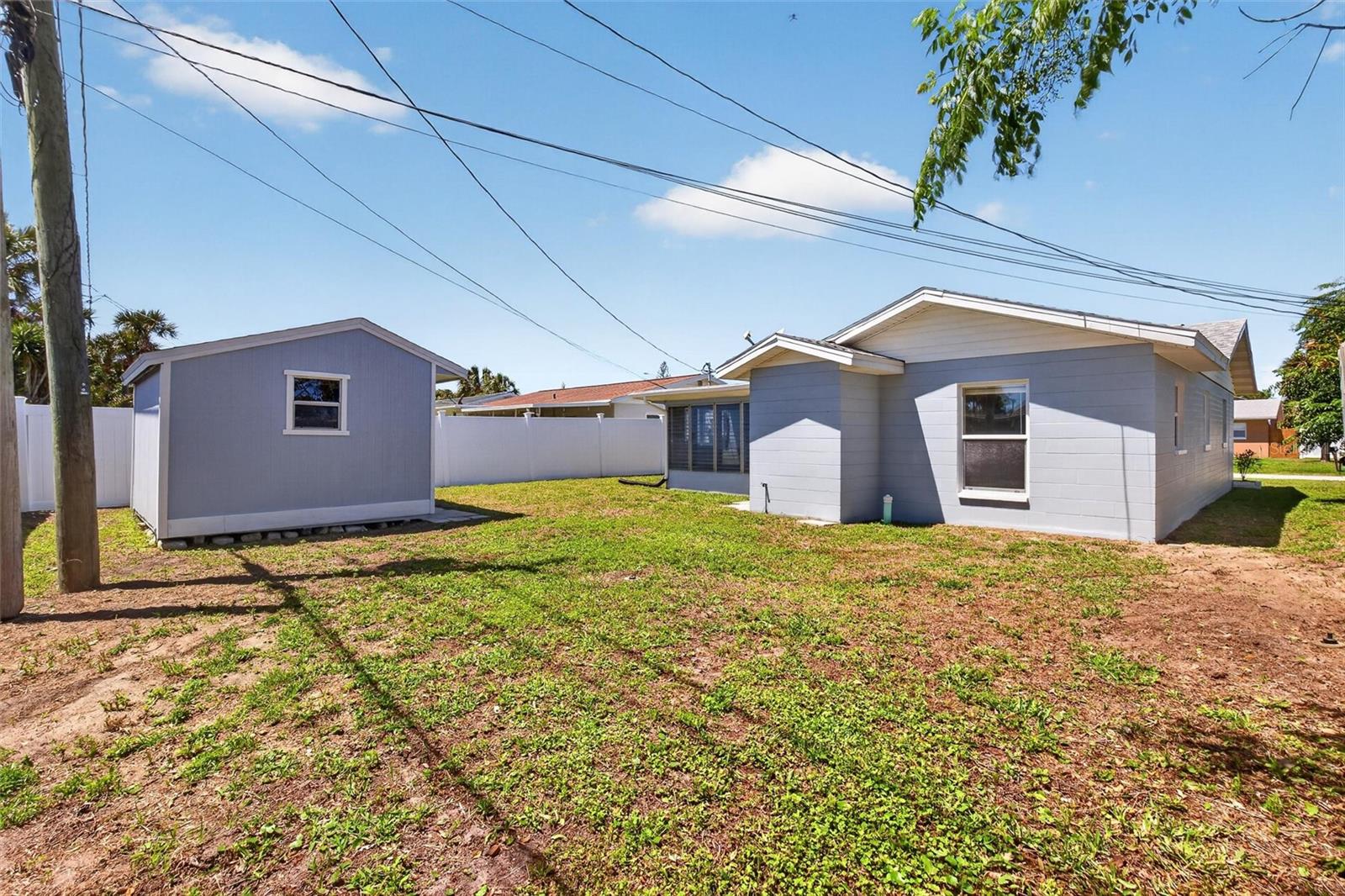 ORMOND OCEAN GARDENS - Residential