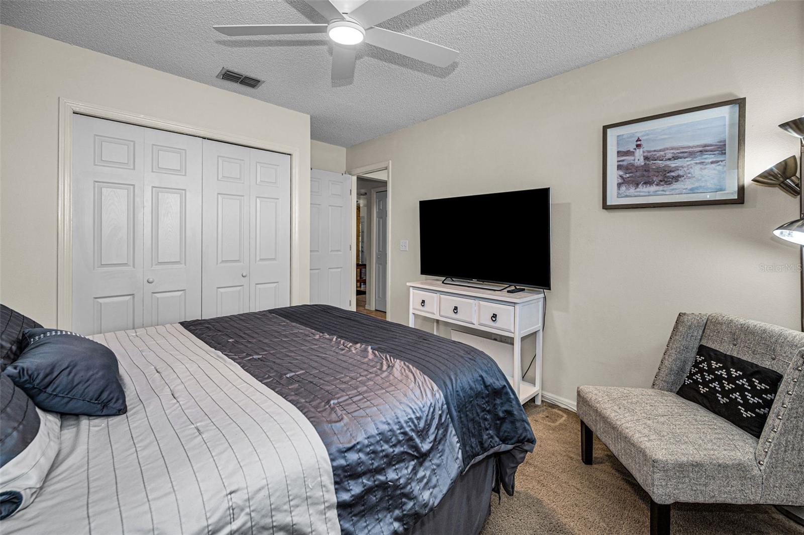 HAMMOCKS THE - Residential