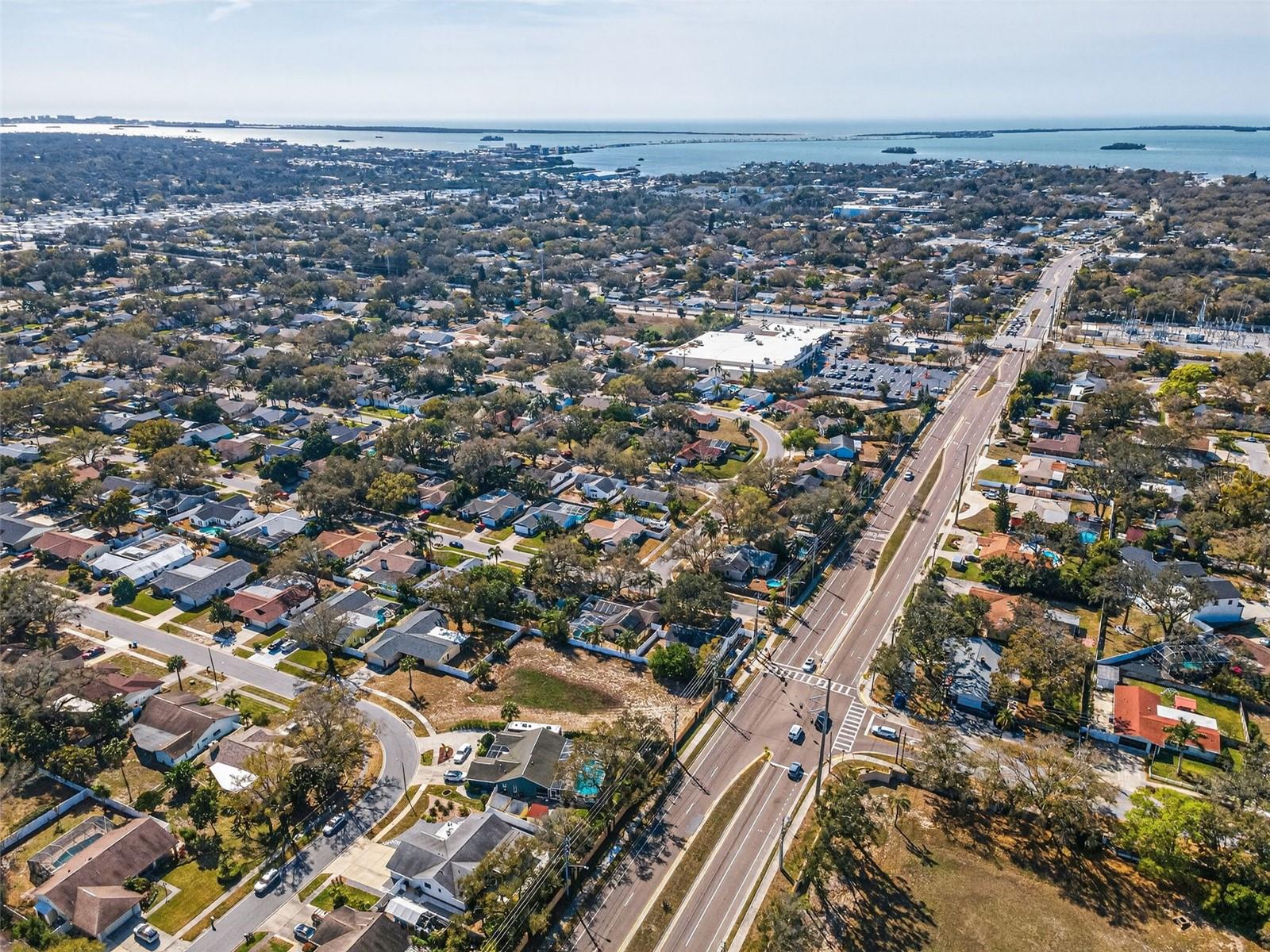 HAMMOCKS THE - Residential