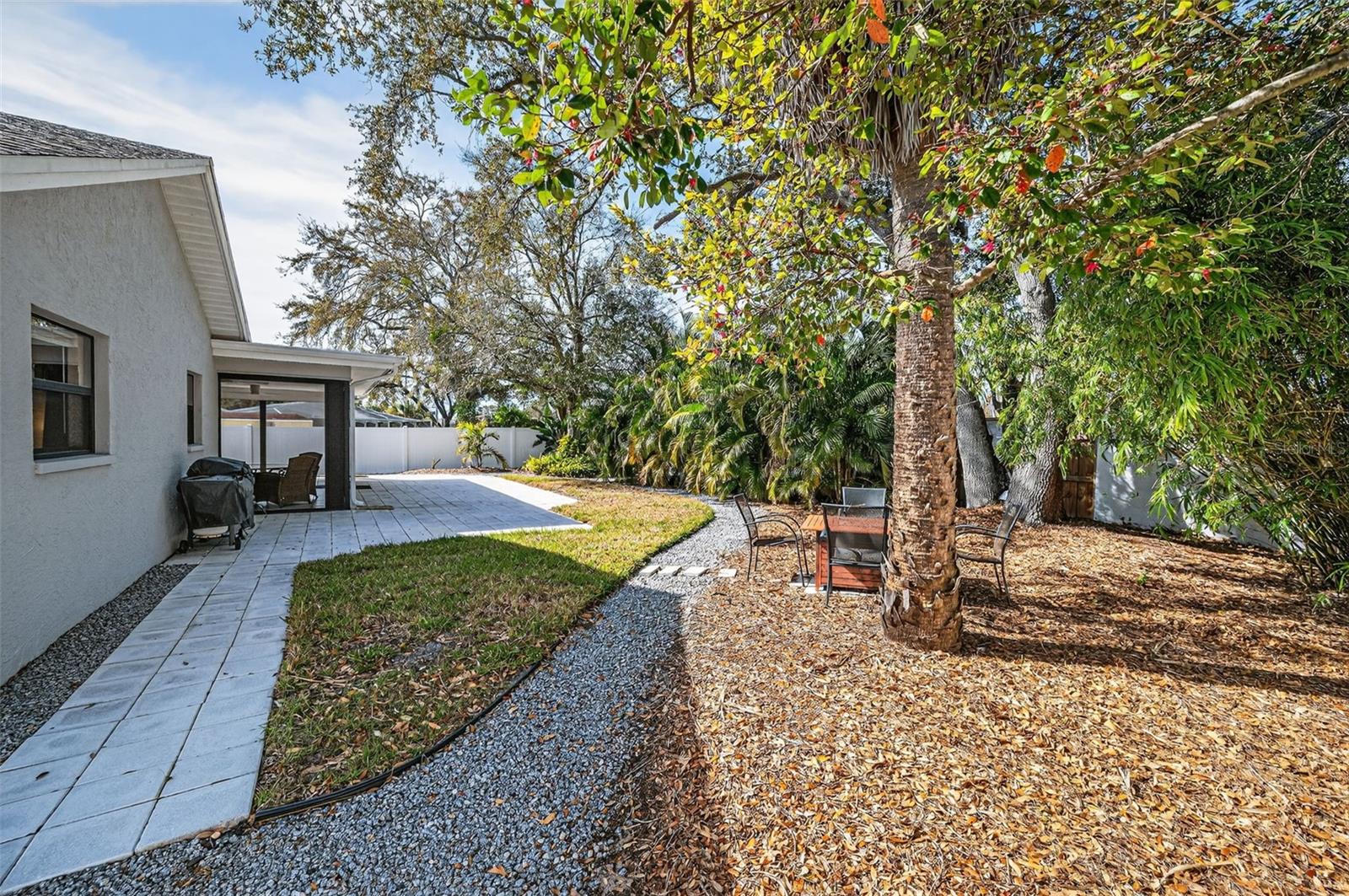 HAMMOCKS THE - Residential