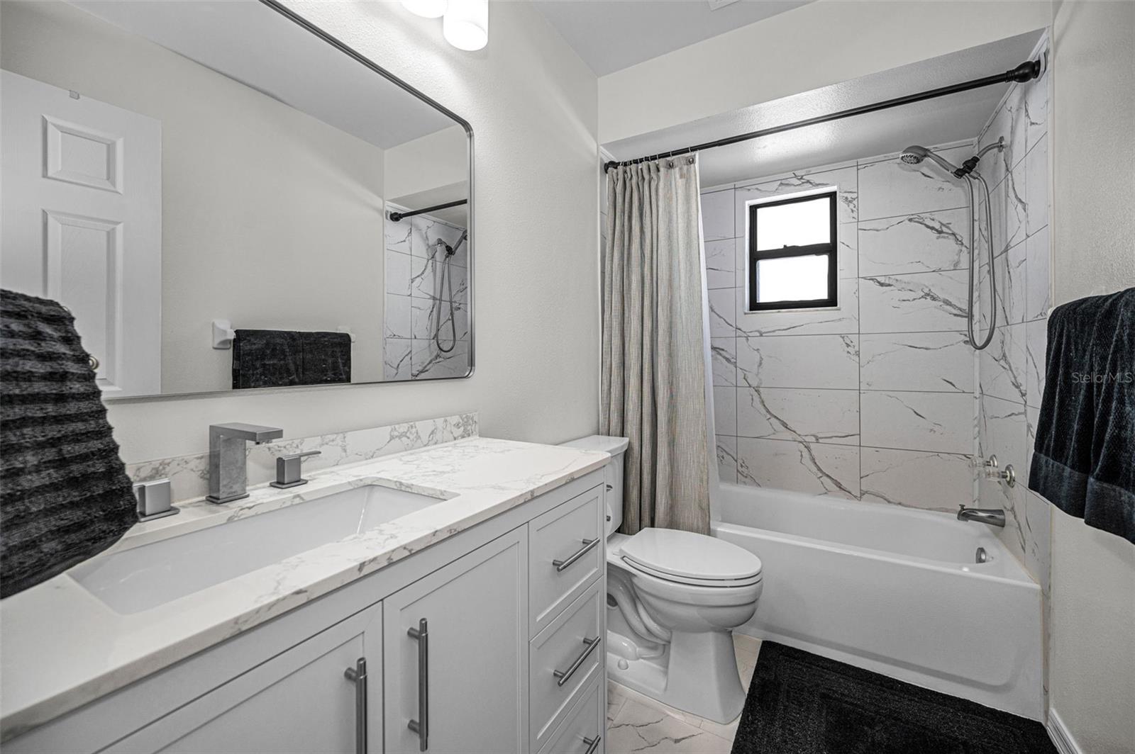 HAMMOCKS THE - Residential