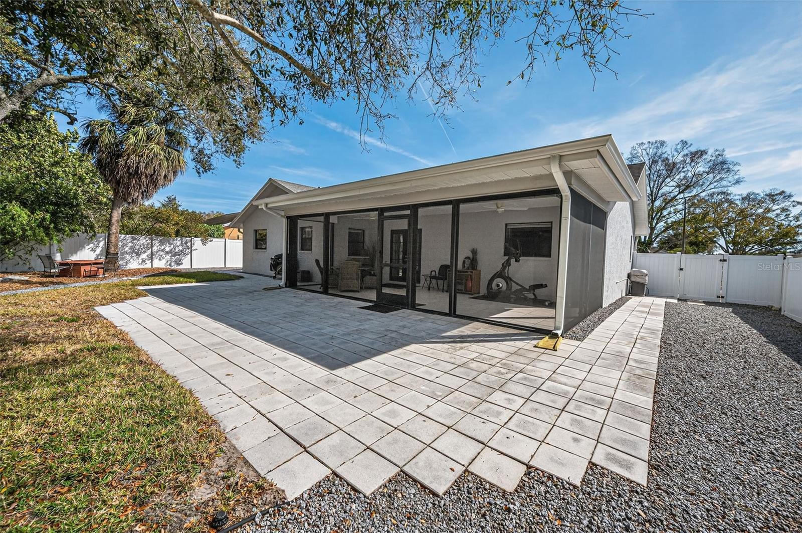 HAMMOCKS THE - Residential