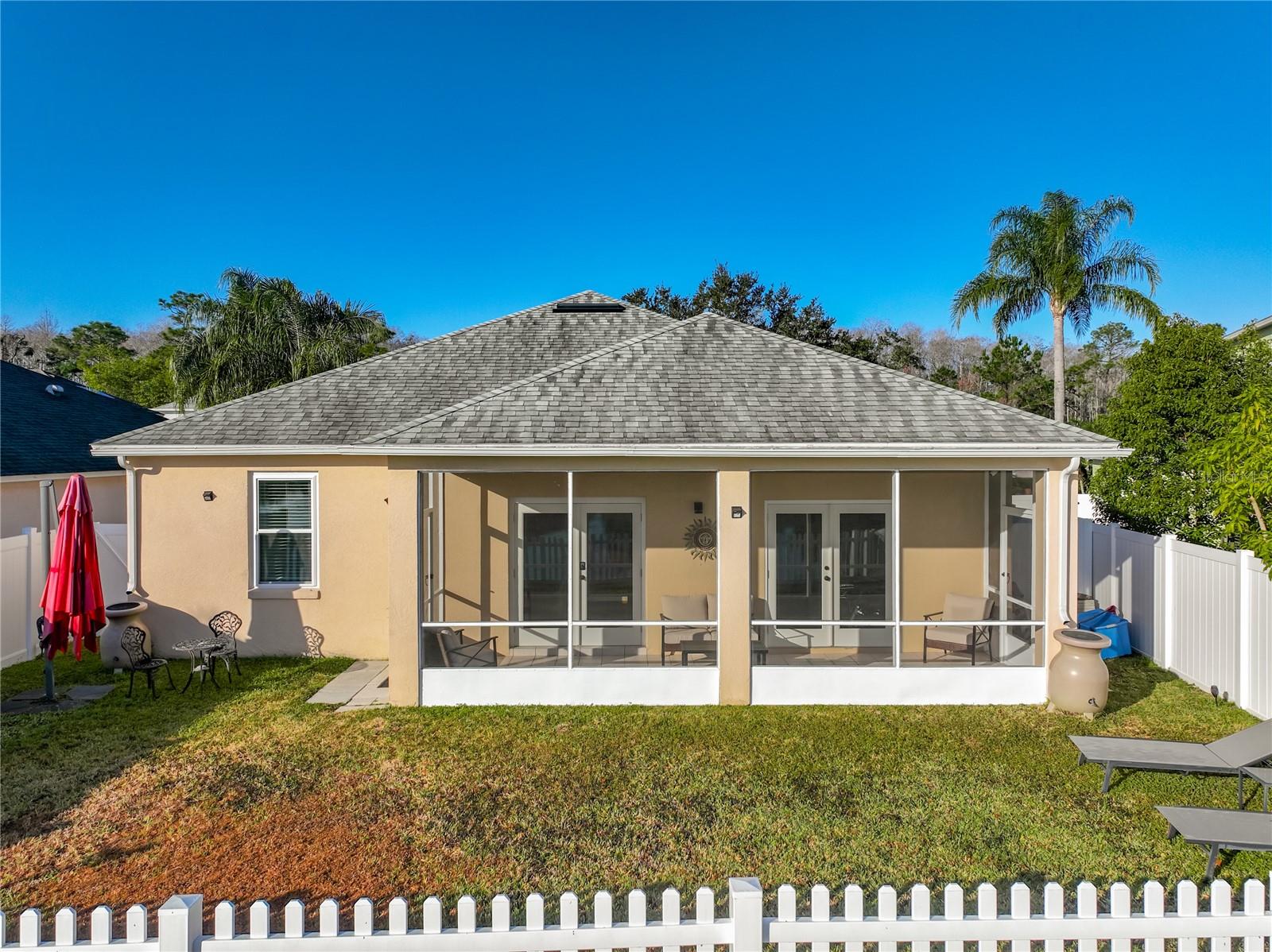 ANDOVER CAY PH 01 44/98 - Residential