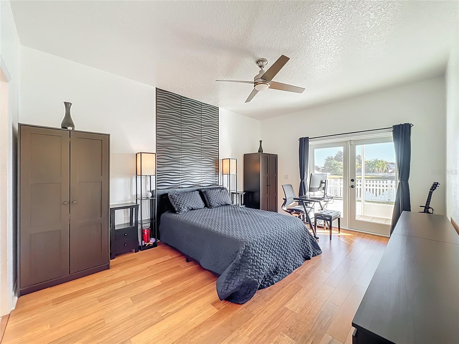 ANDOVER CAY PH 01 44/98 - Residential