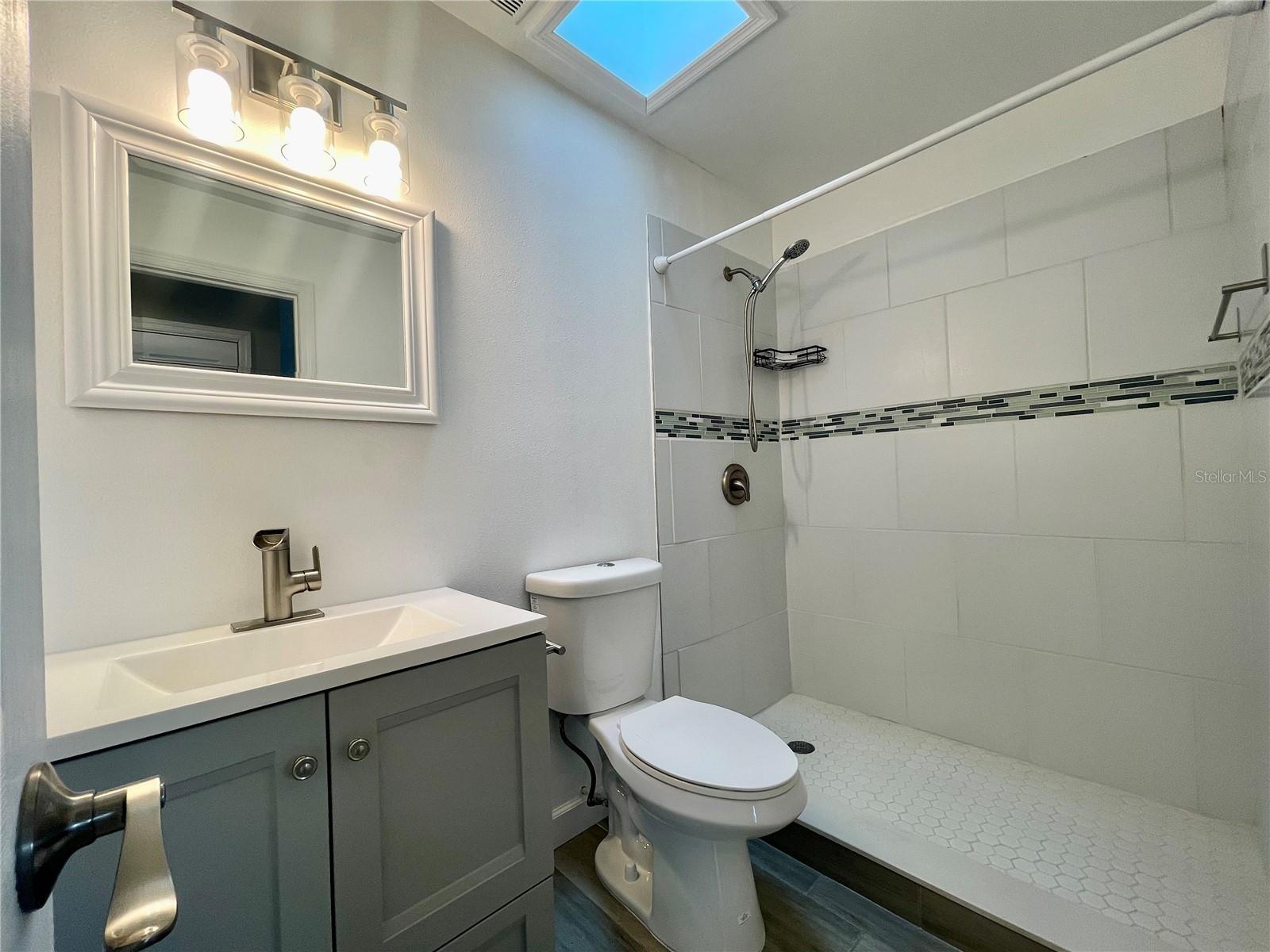 DELTONA LAKES UNIT 69 - Residential Lease