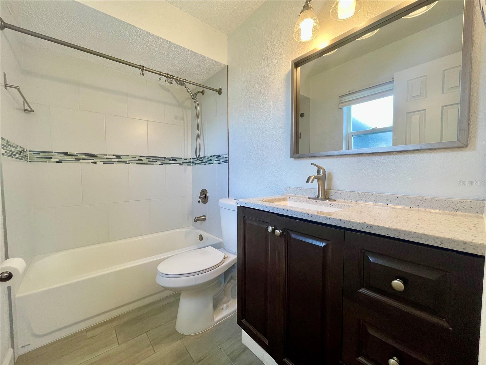 DELTONA LAKES UNIT 69 - Residential Lease