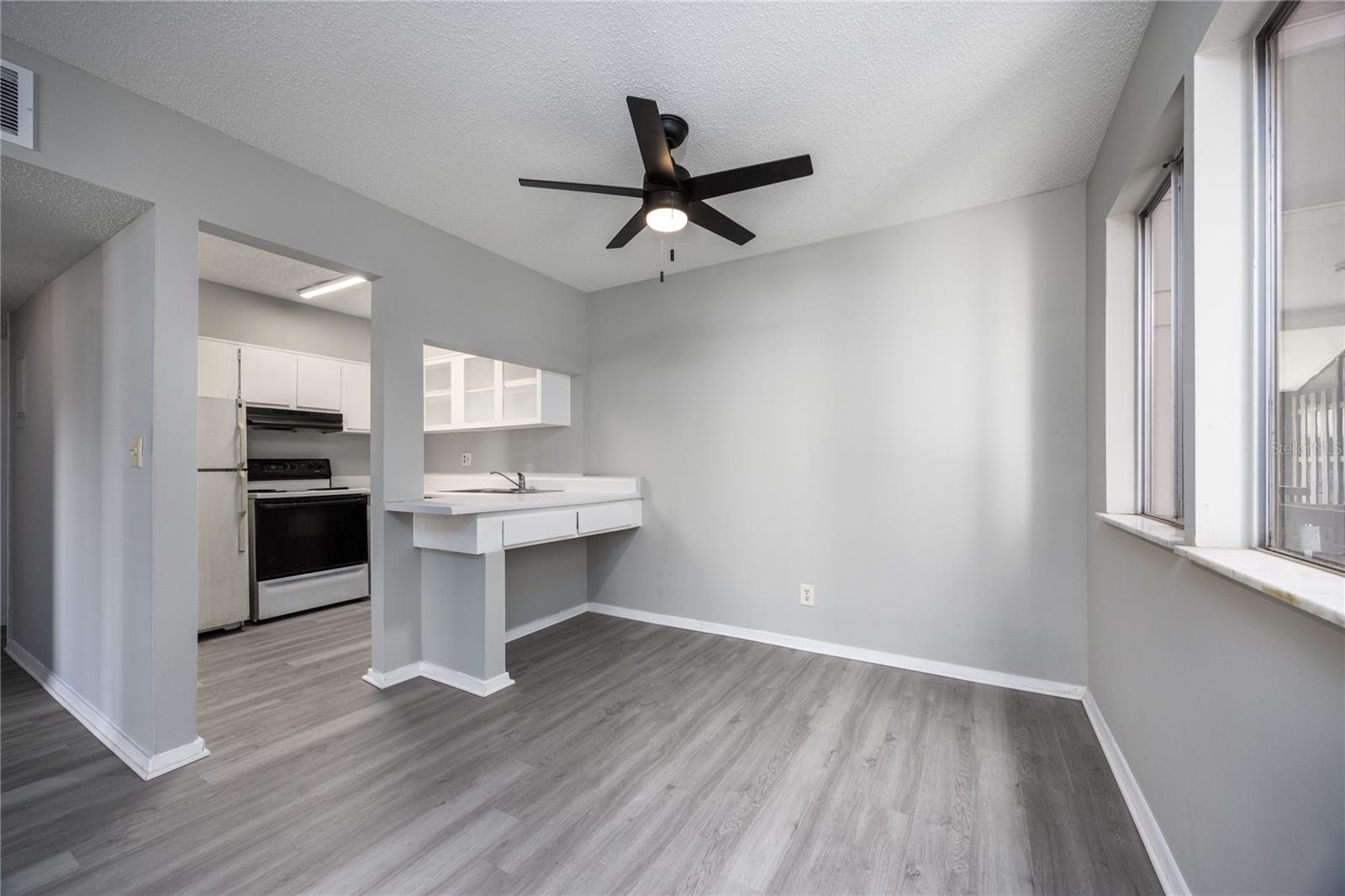 THE OAKS - Residential