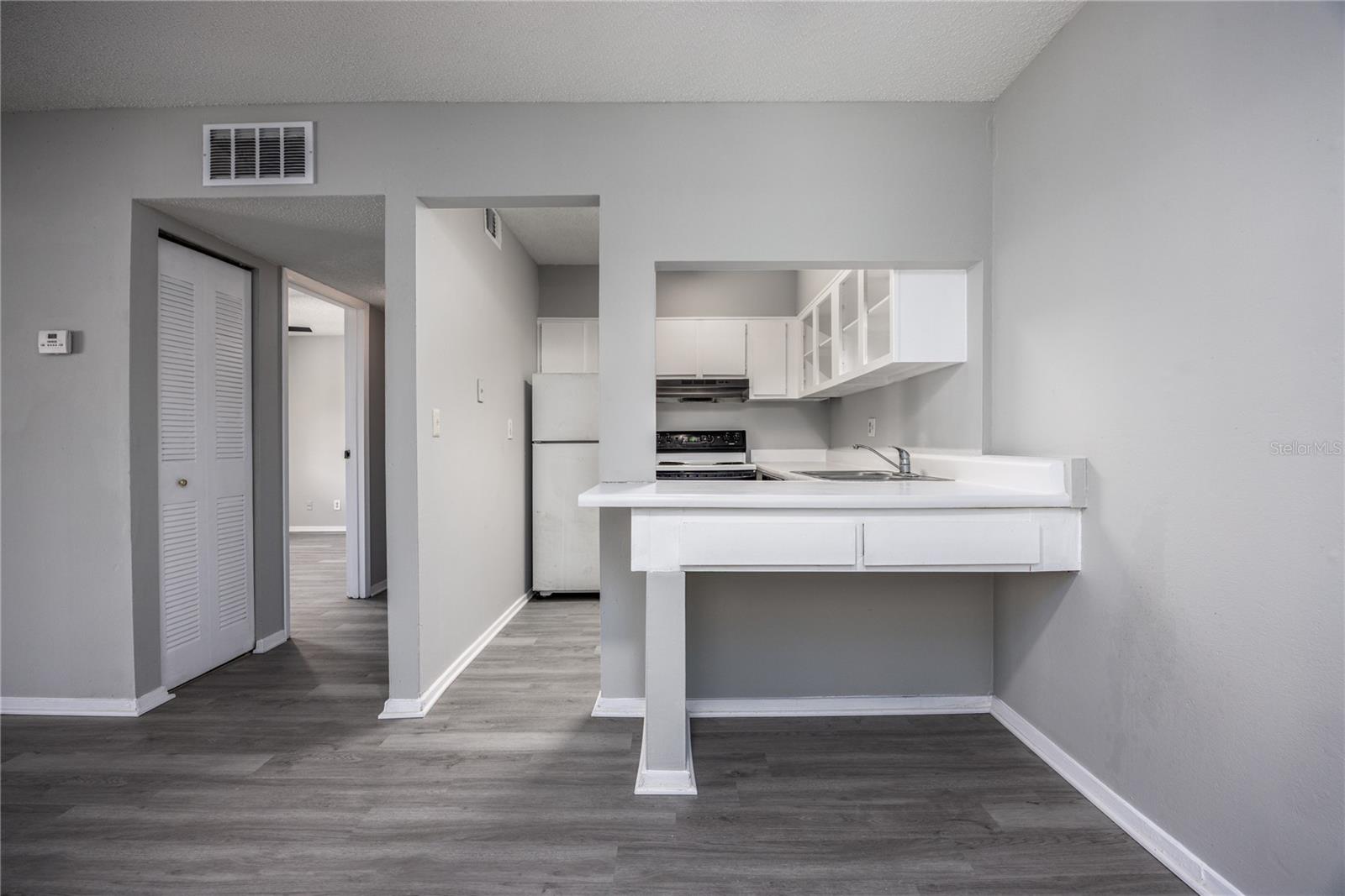 THE OAKS - Residential