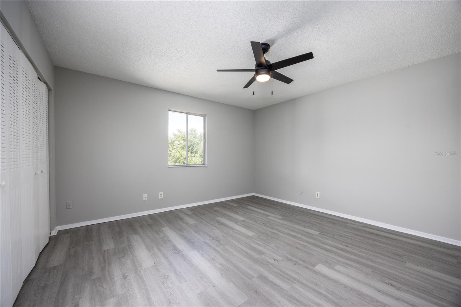 THE OAKS - Residential