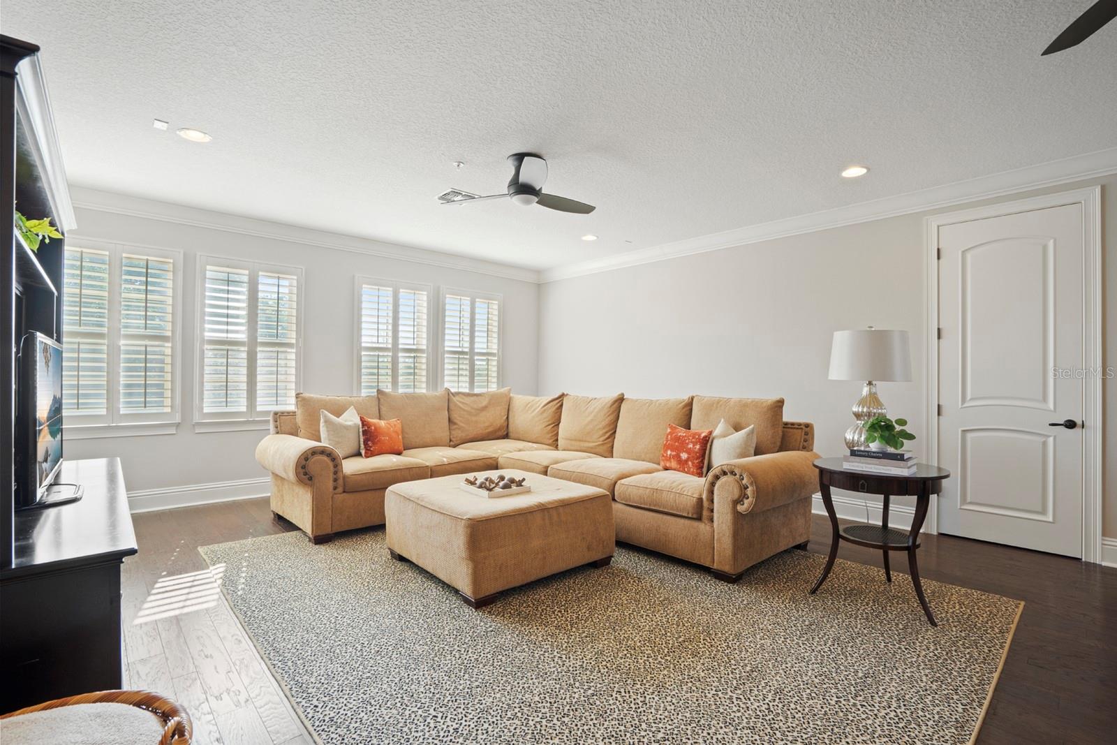 BALDWIN PARK - Residential