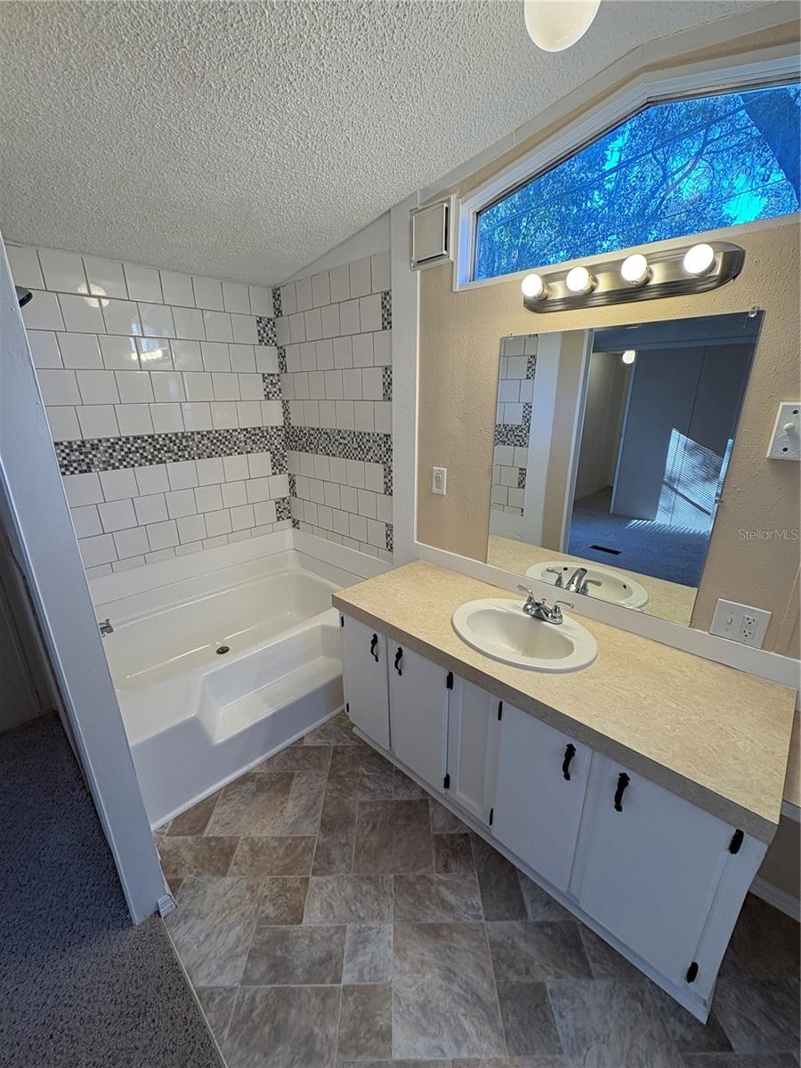 WOODS RANCHING & FARMING TRACTS - Residential