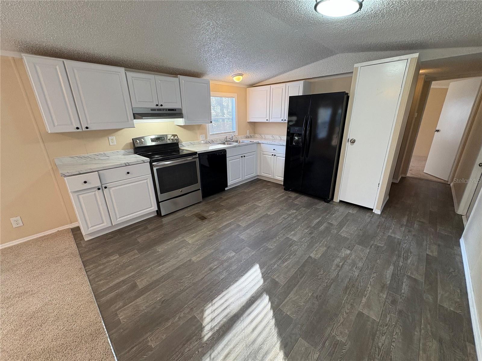 WOODS RANCHING & FARMING TRACTS - Residential