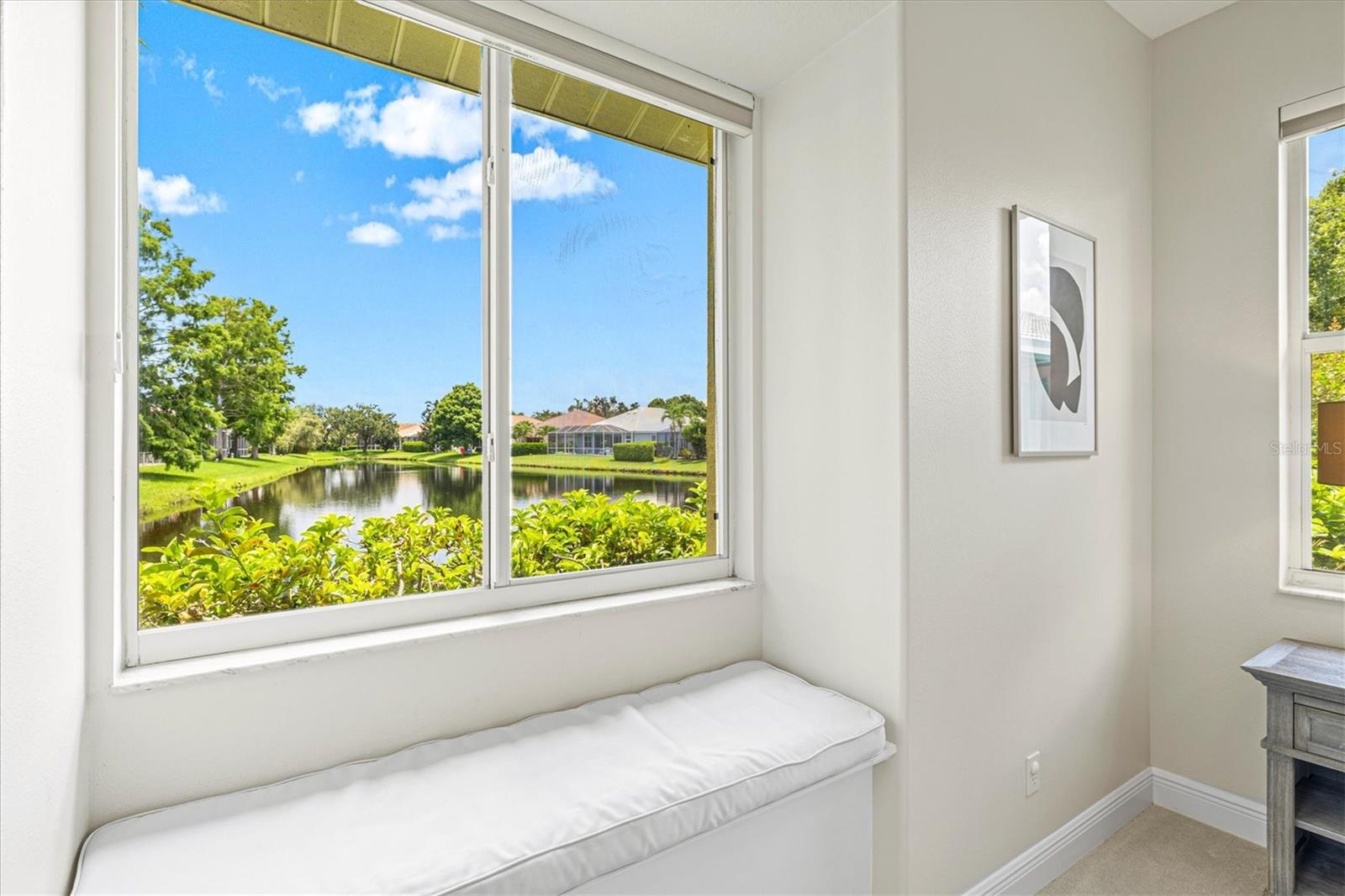 THE HAMPTONS - Residential