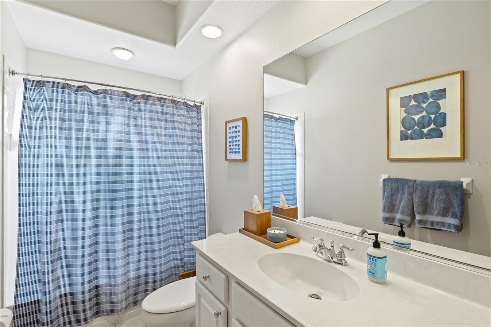 THE HAMPTONS - Residential