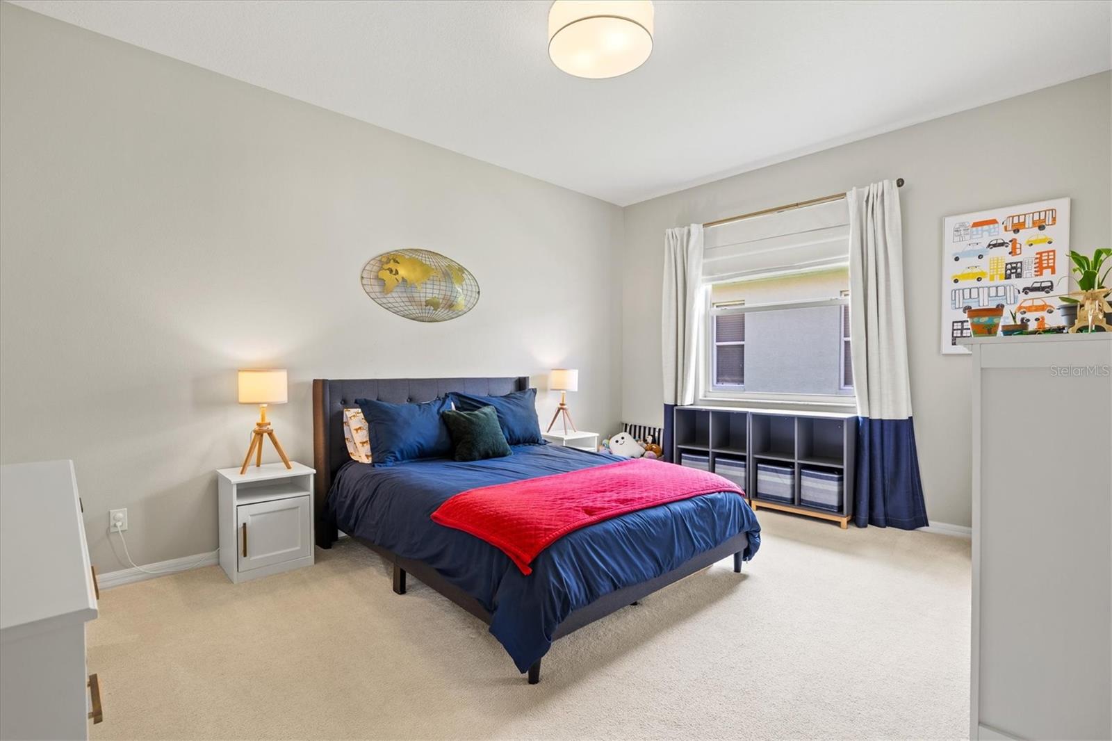 THE HAMPTONS - Residential