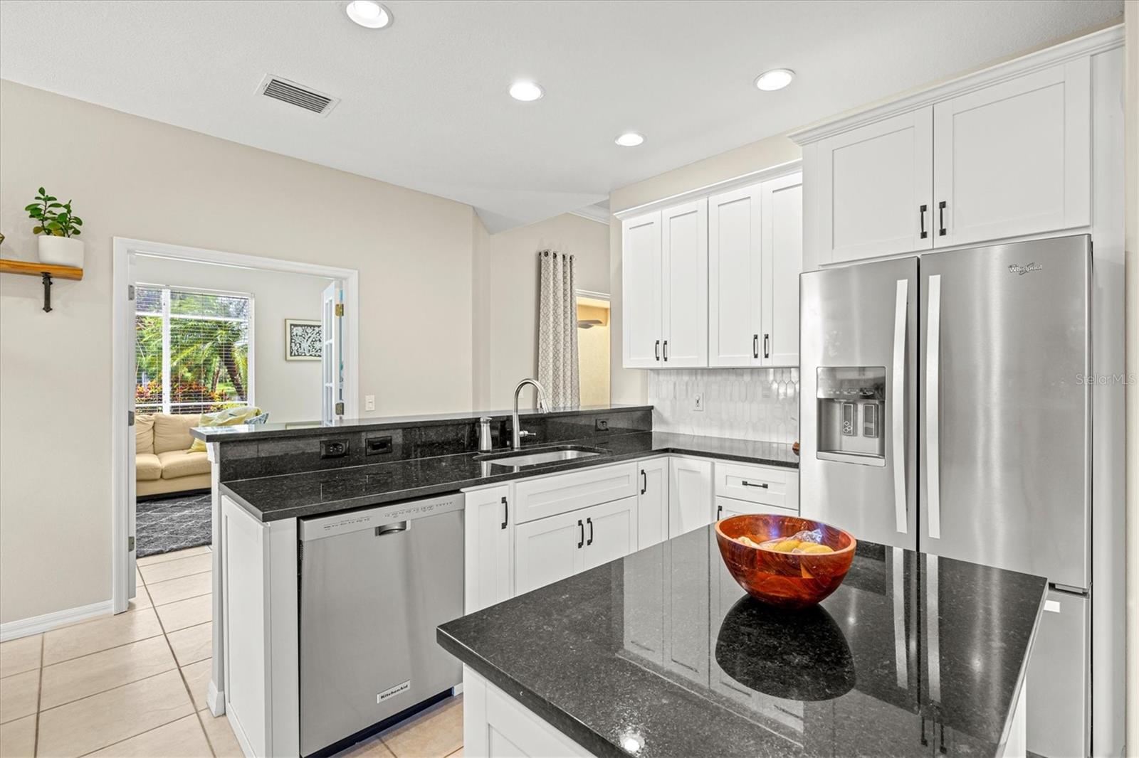 THE HAMPTONS - Residential