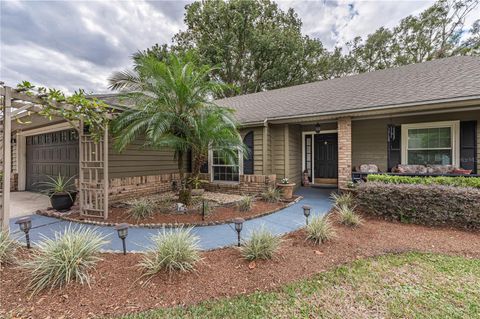 A home in APOPKA