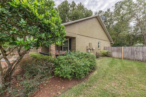 A home in APOPKA