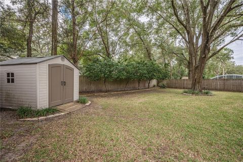 A home in APOPKA