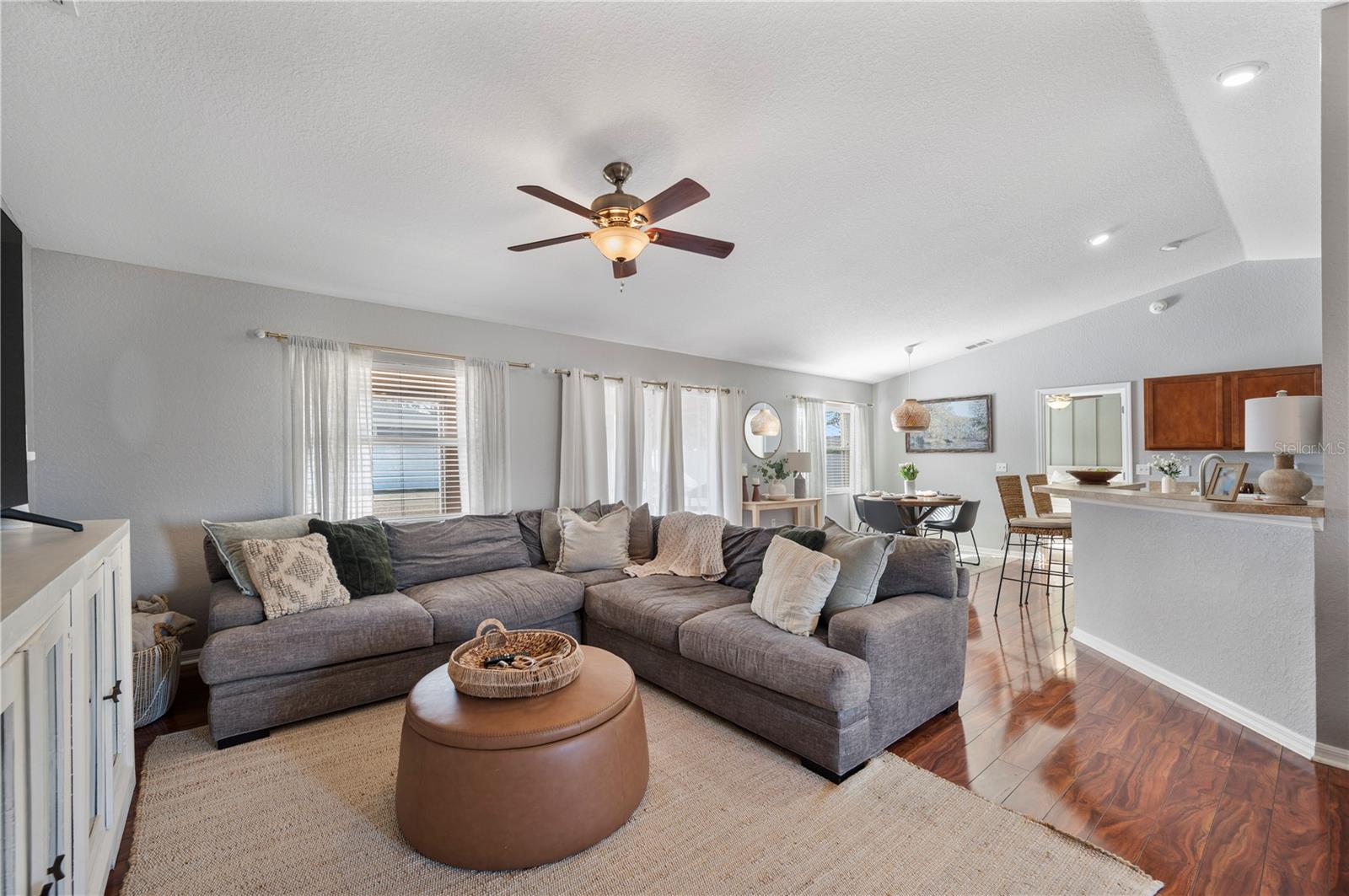 OAKFORD ESTATES - Residential