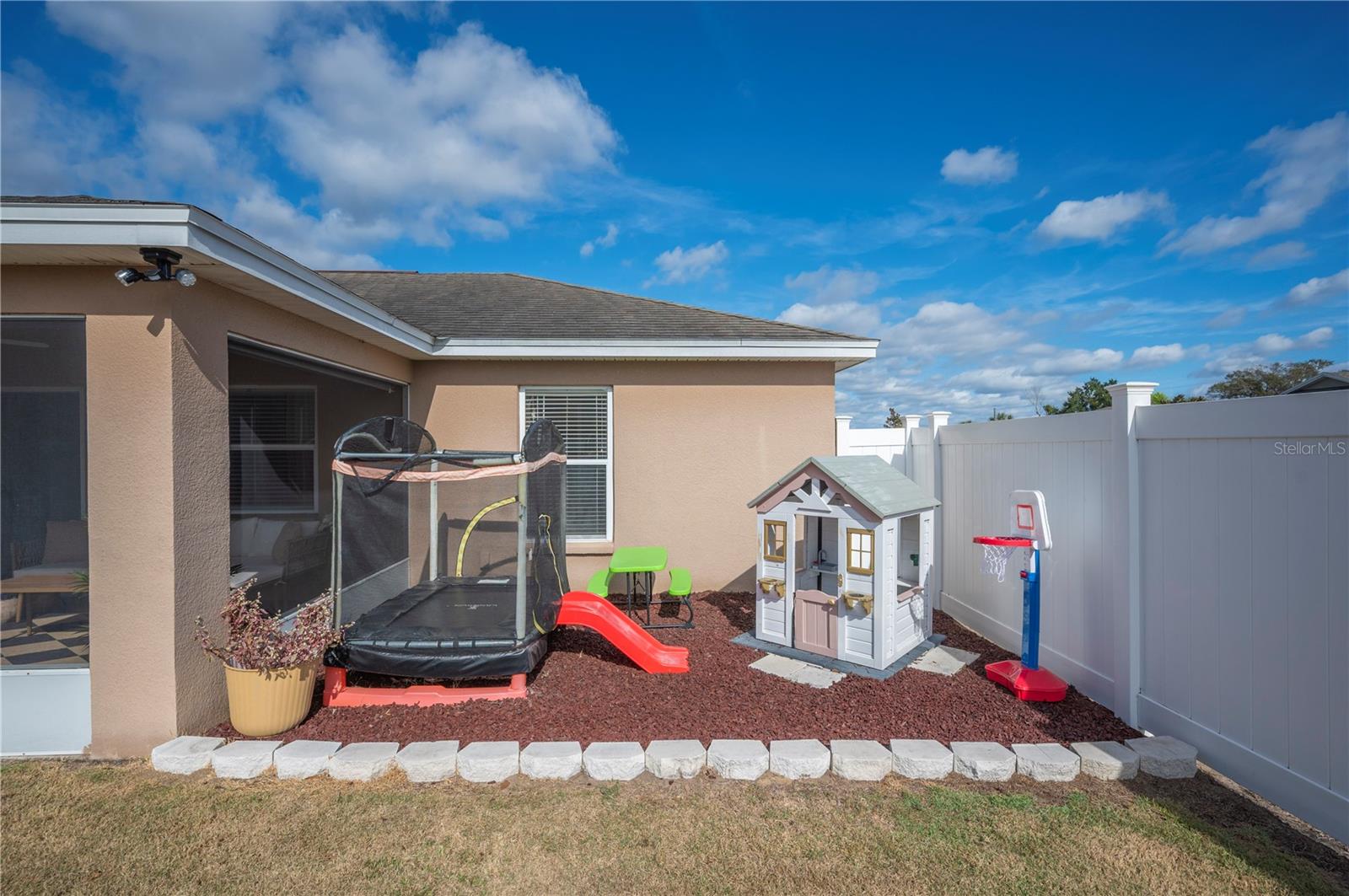 OAKFORD ESTATES - Residential