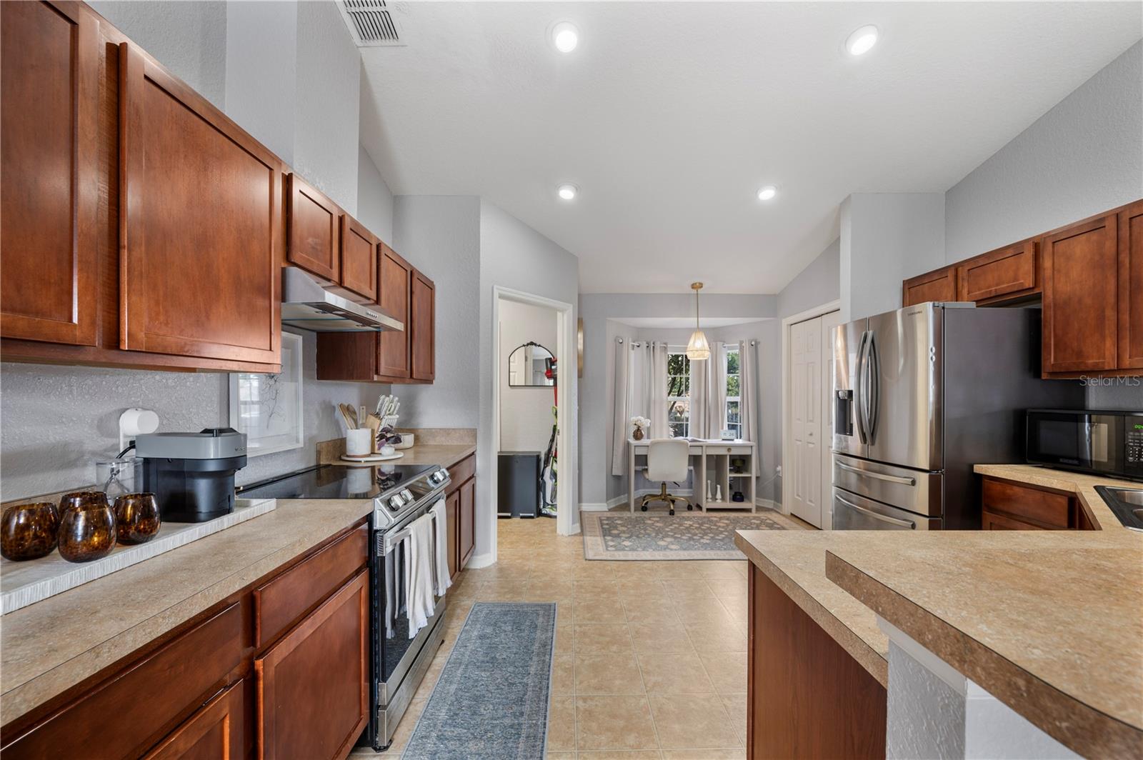 OAKFORD ESTATES - Residential